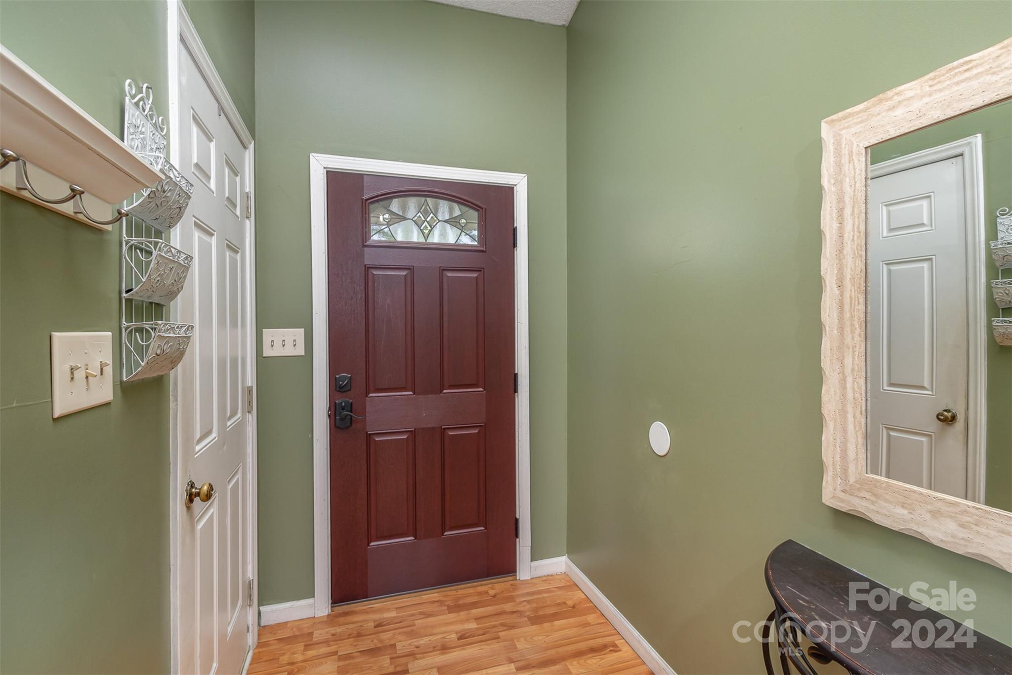 2114 Hedgelawn Drive