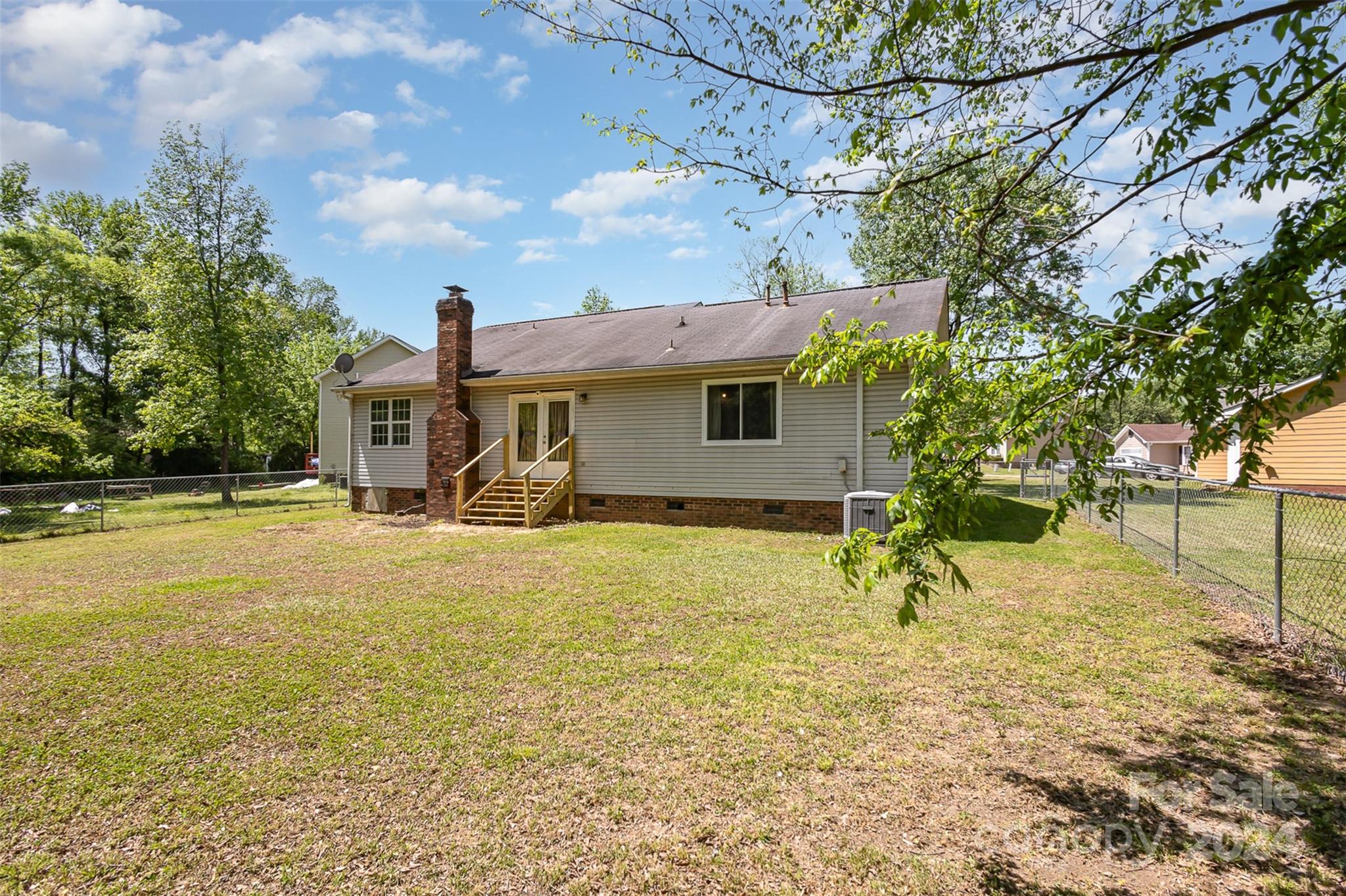 2114 Hedgelawn Drive