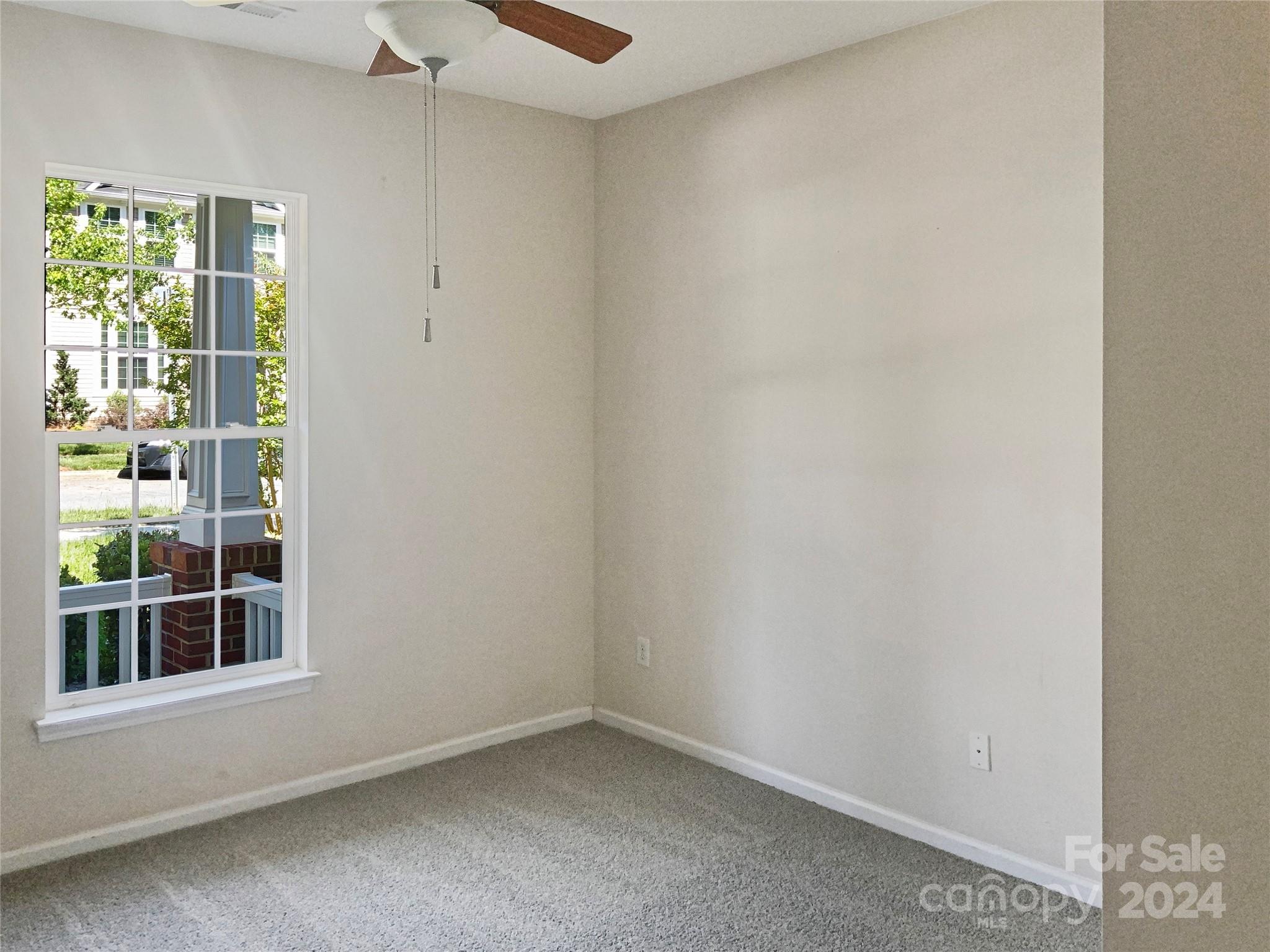 6825 Colonial Garden Drive