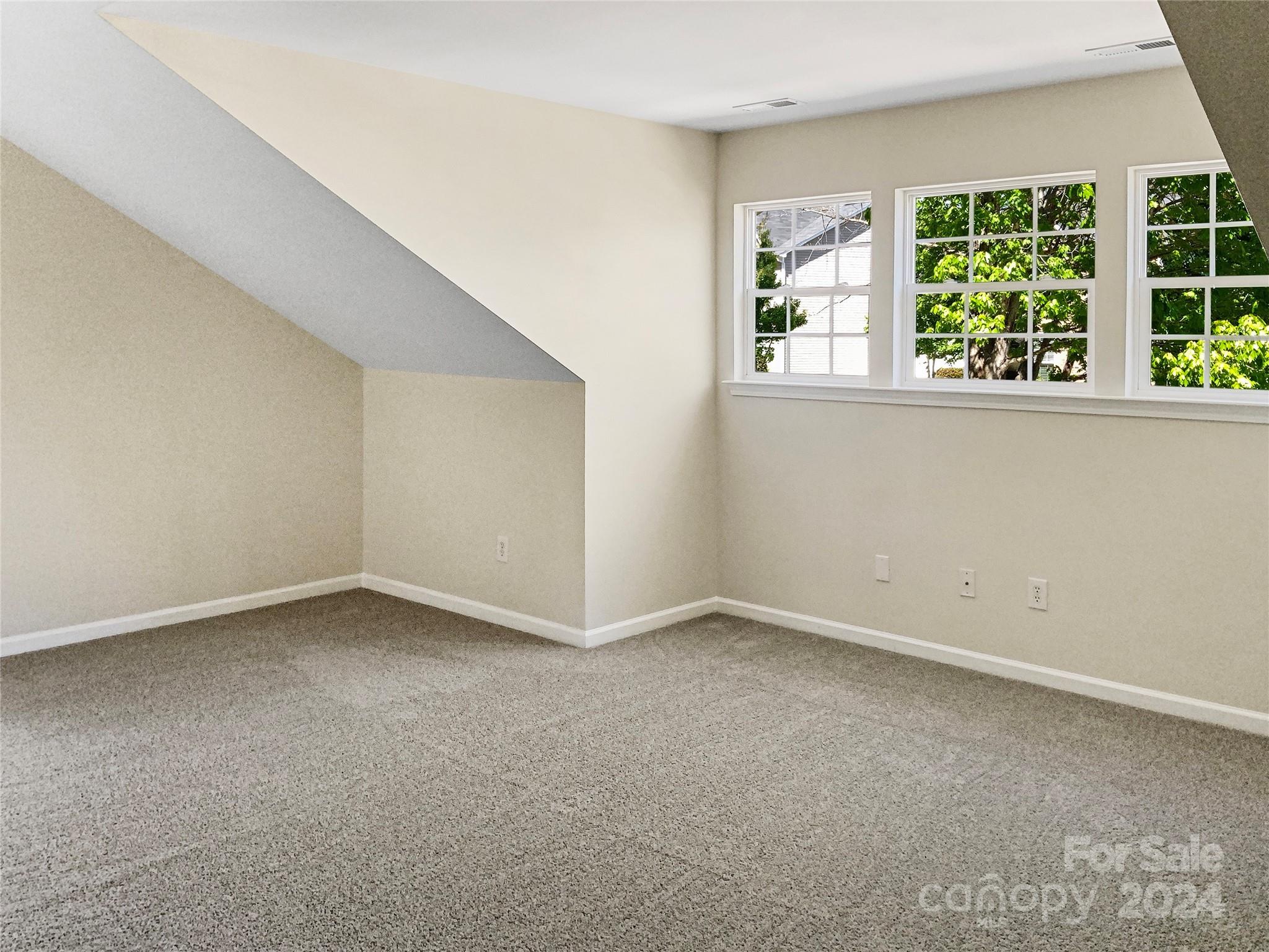 6825 Colonial Garden Drive