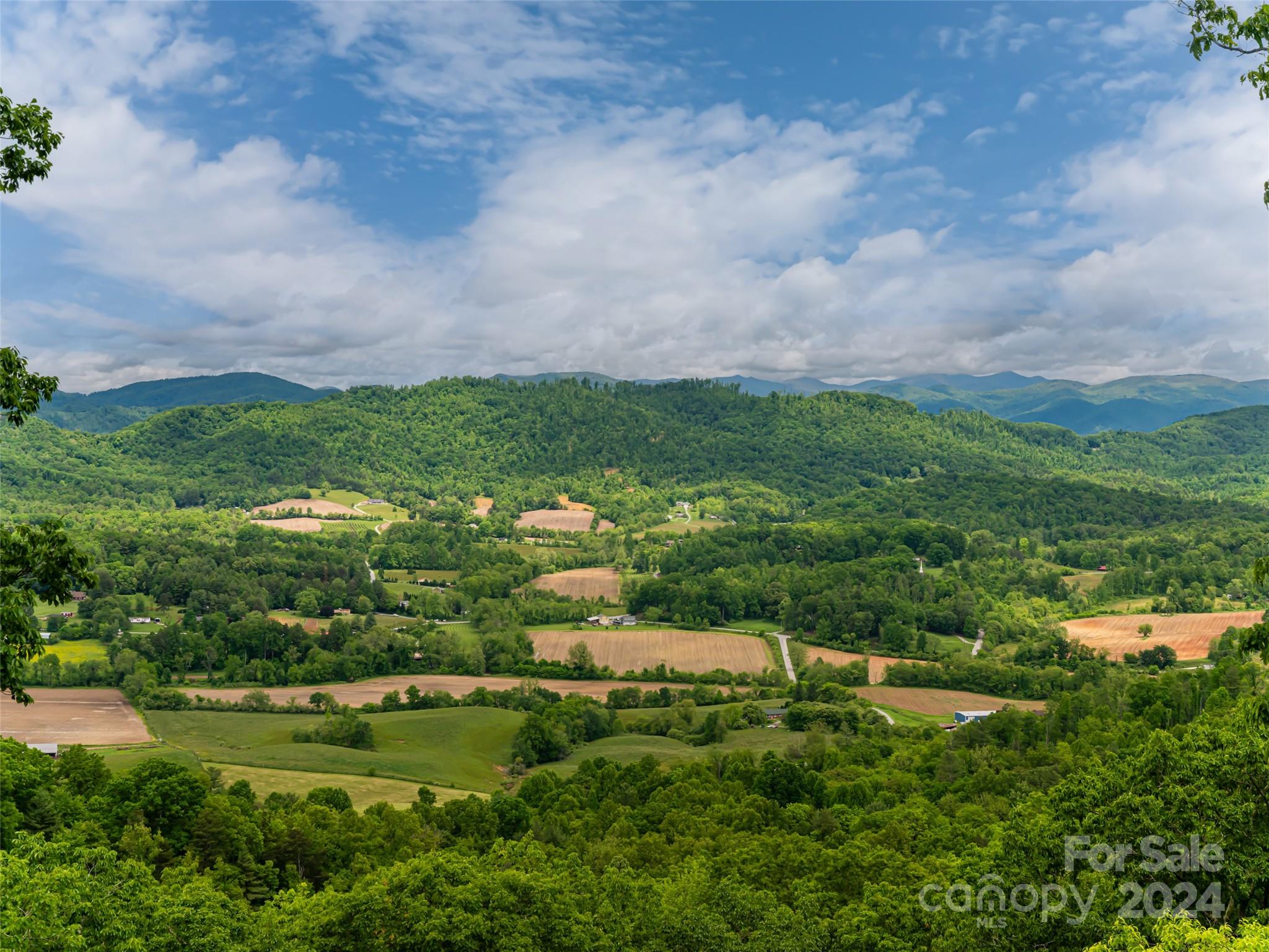 211 Sugar Creek Lane