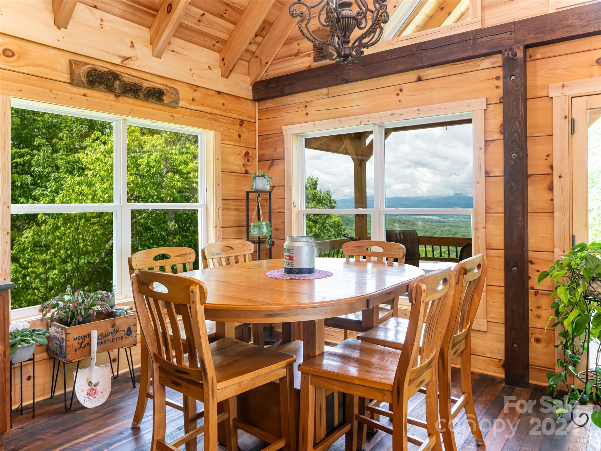 211 Sugar Creek Lane