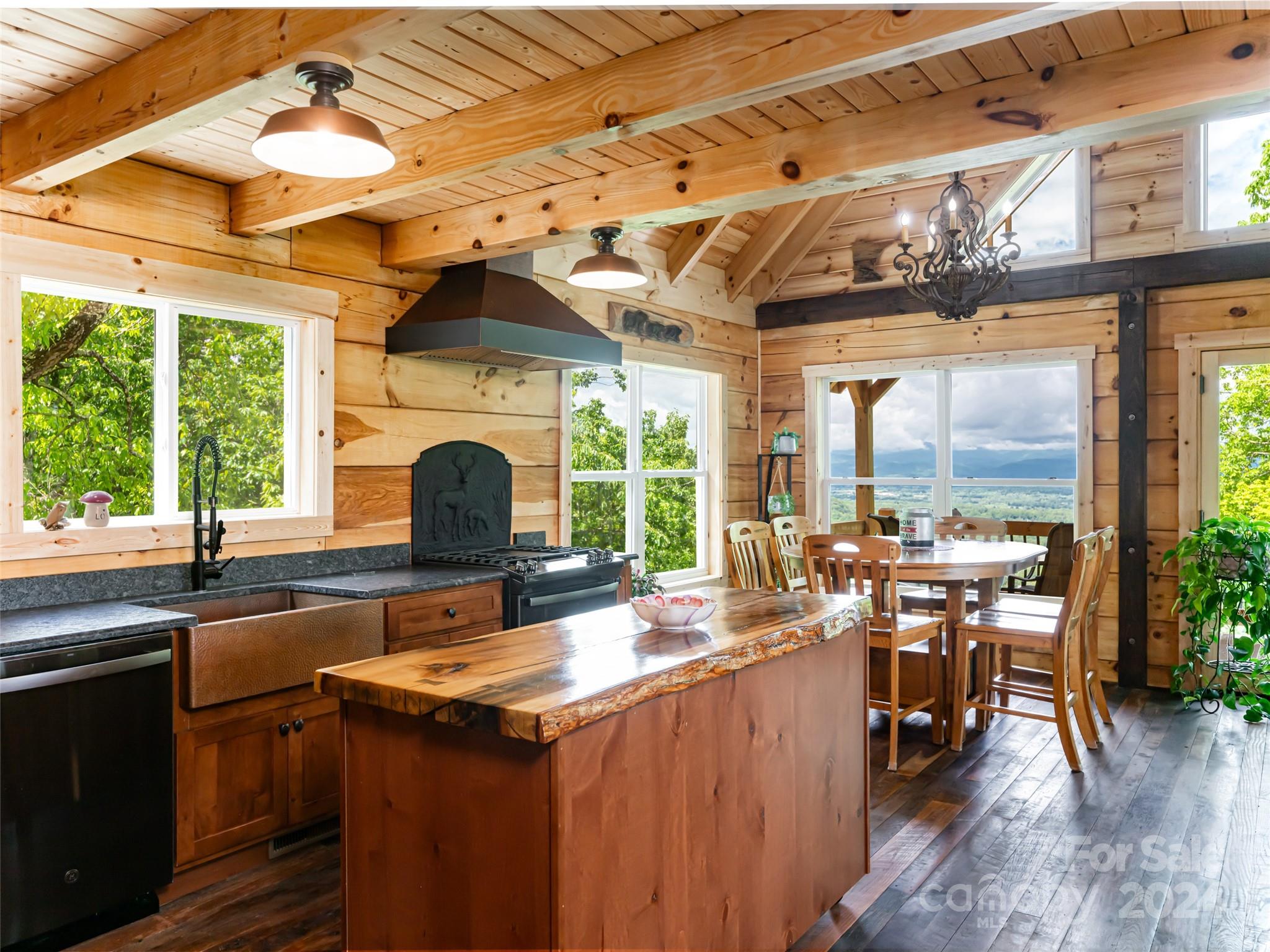 211 Sugar Creek Lane