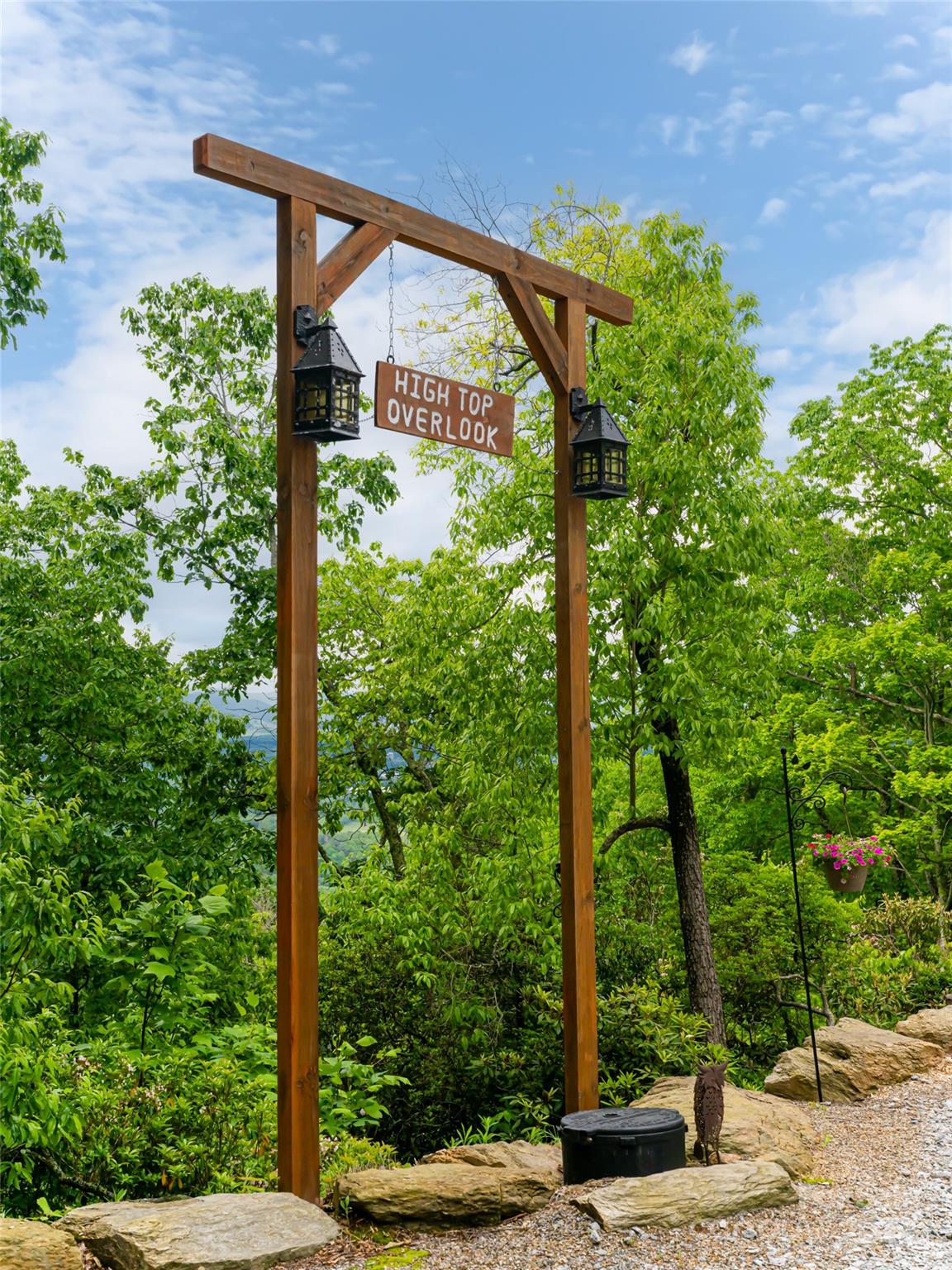 211 Sugar Creek Lane