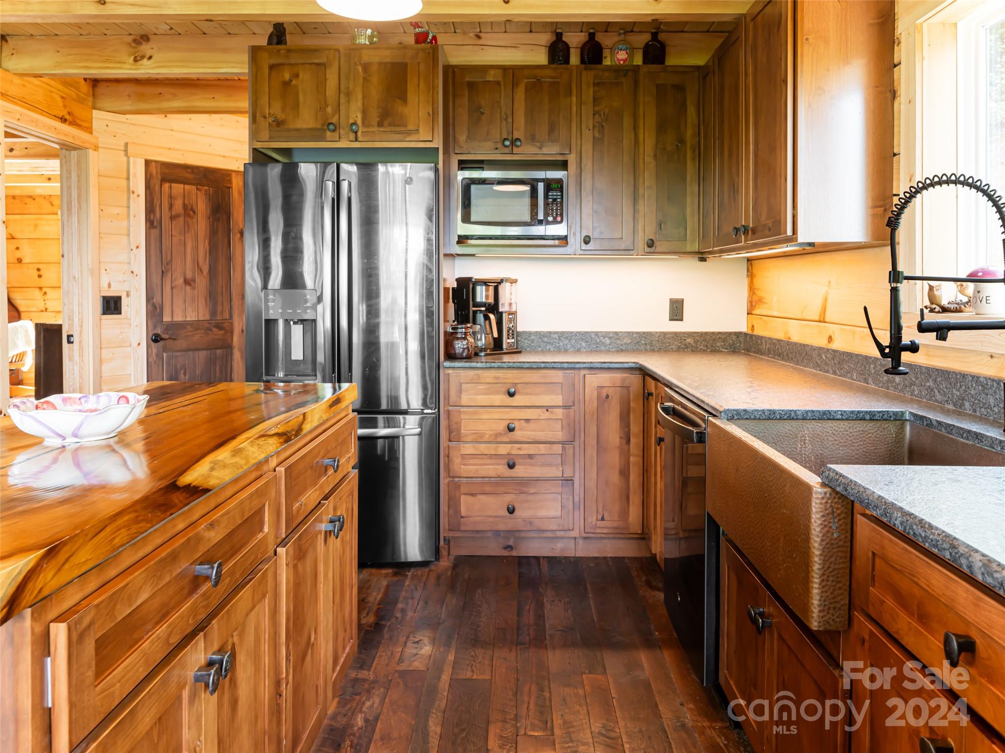 211 Sugar Creek Lane