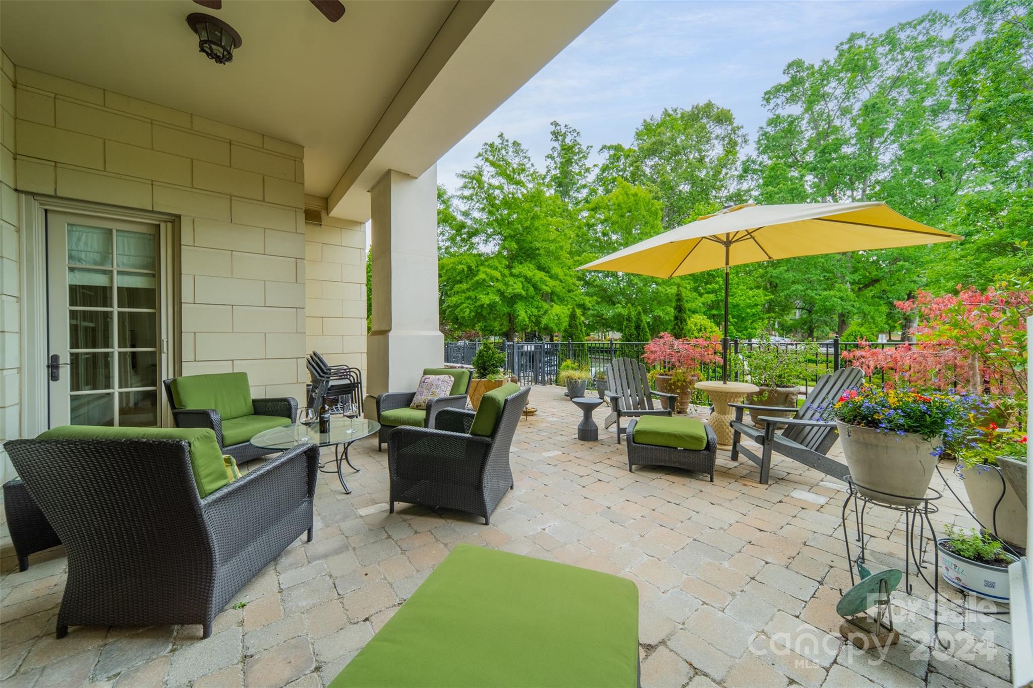 2823 Providence Road