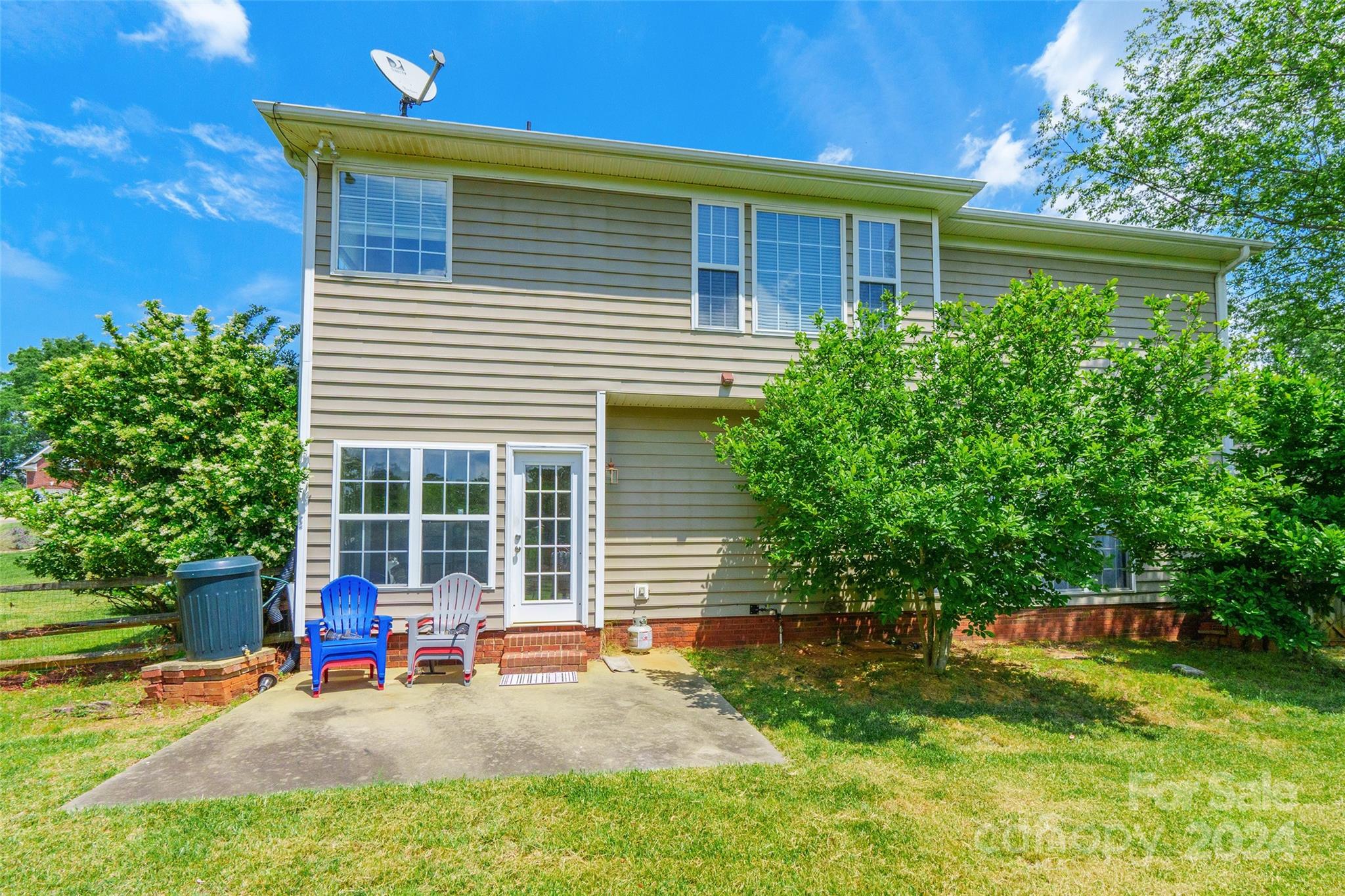 5370 Cambridge Bay Drive