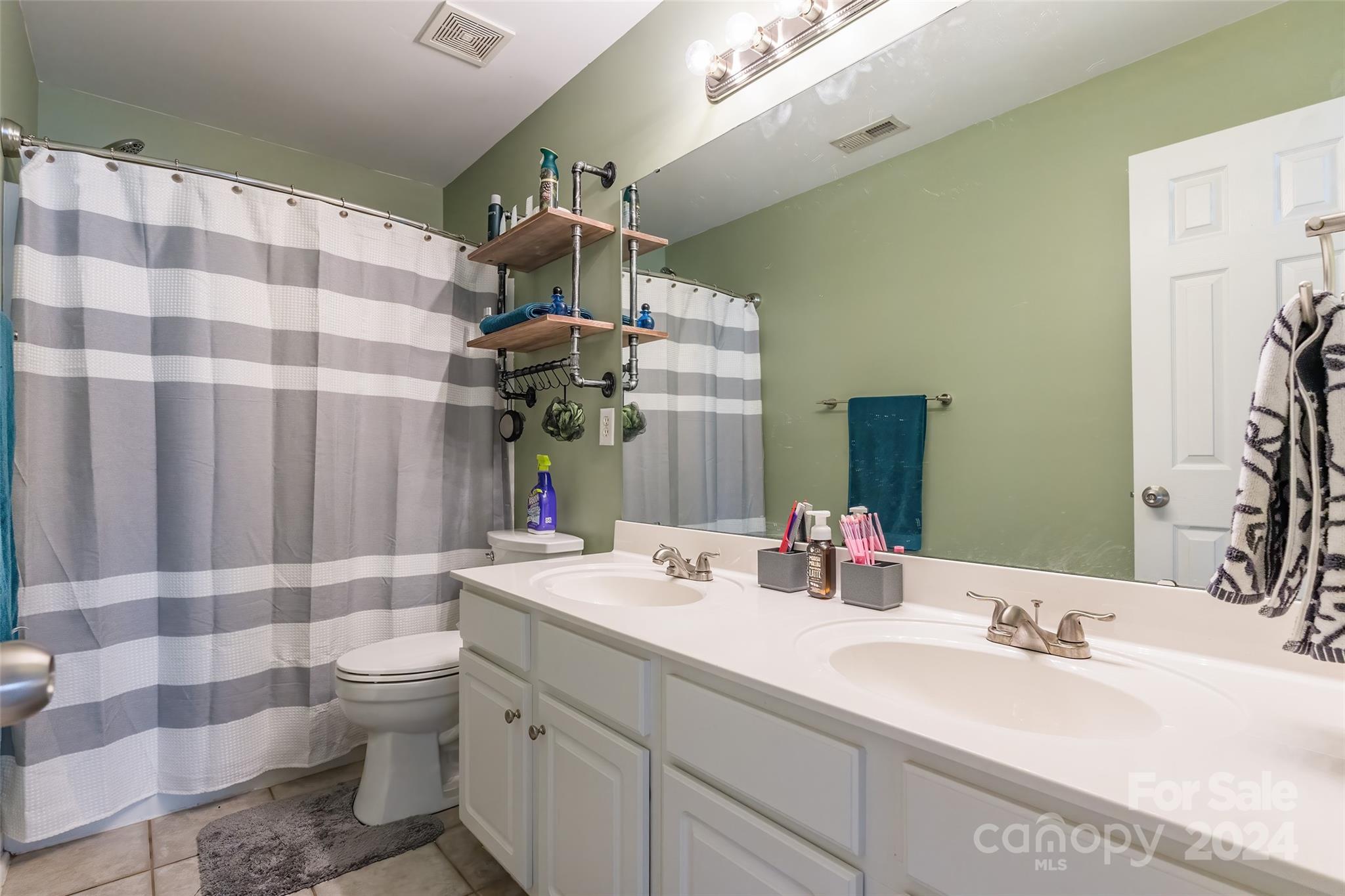 5370 Cambridge Bay Drive