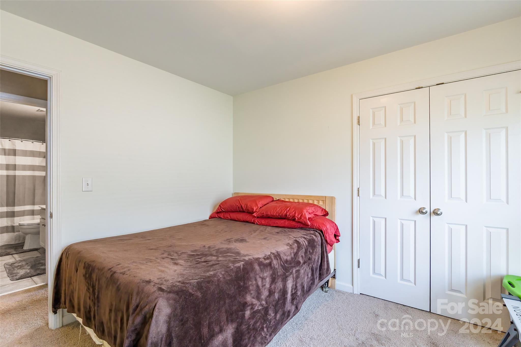 5370 Cambridge Bay Drive