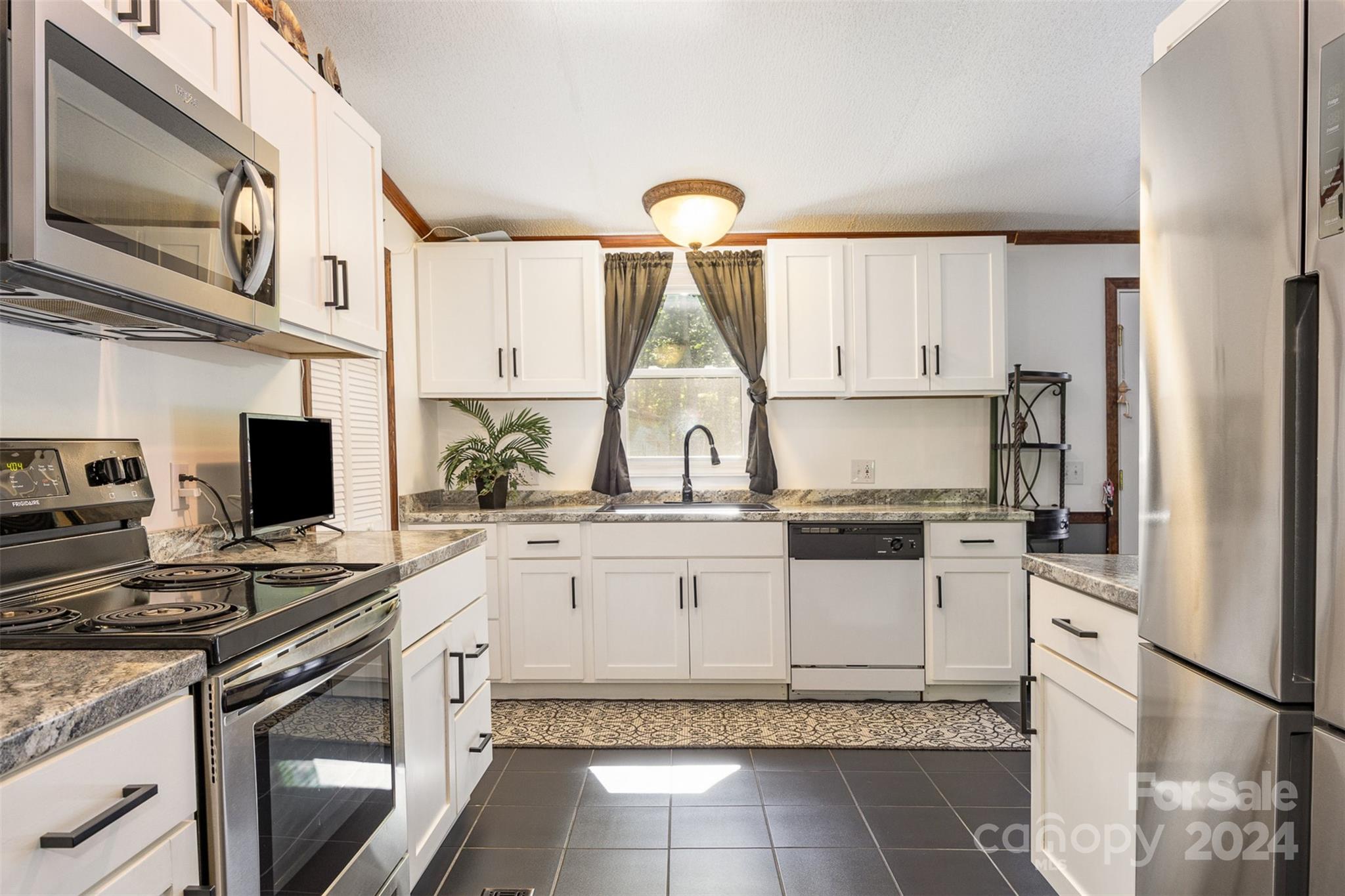 417 Old Tulip Farm Road