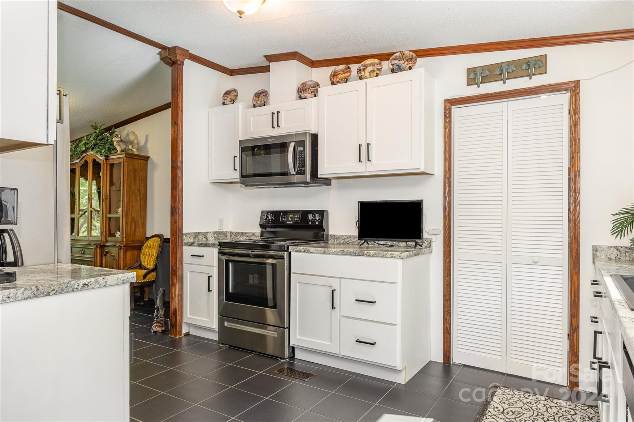 417 Old Tulip Farm Road