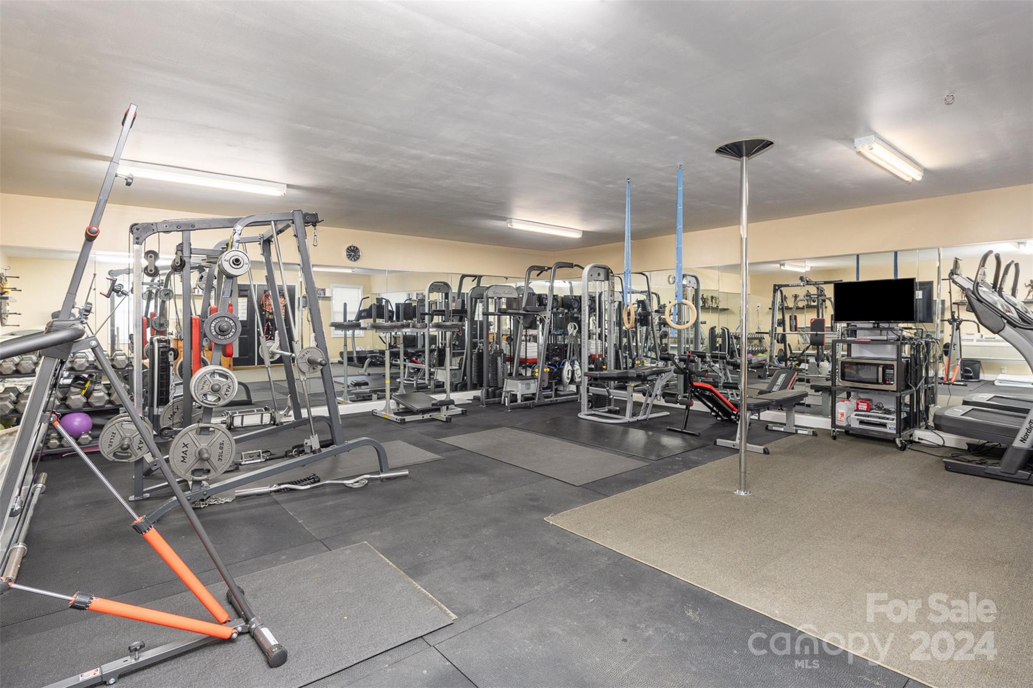 417 Old Tulip Farm Road