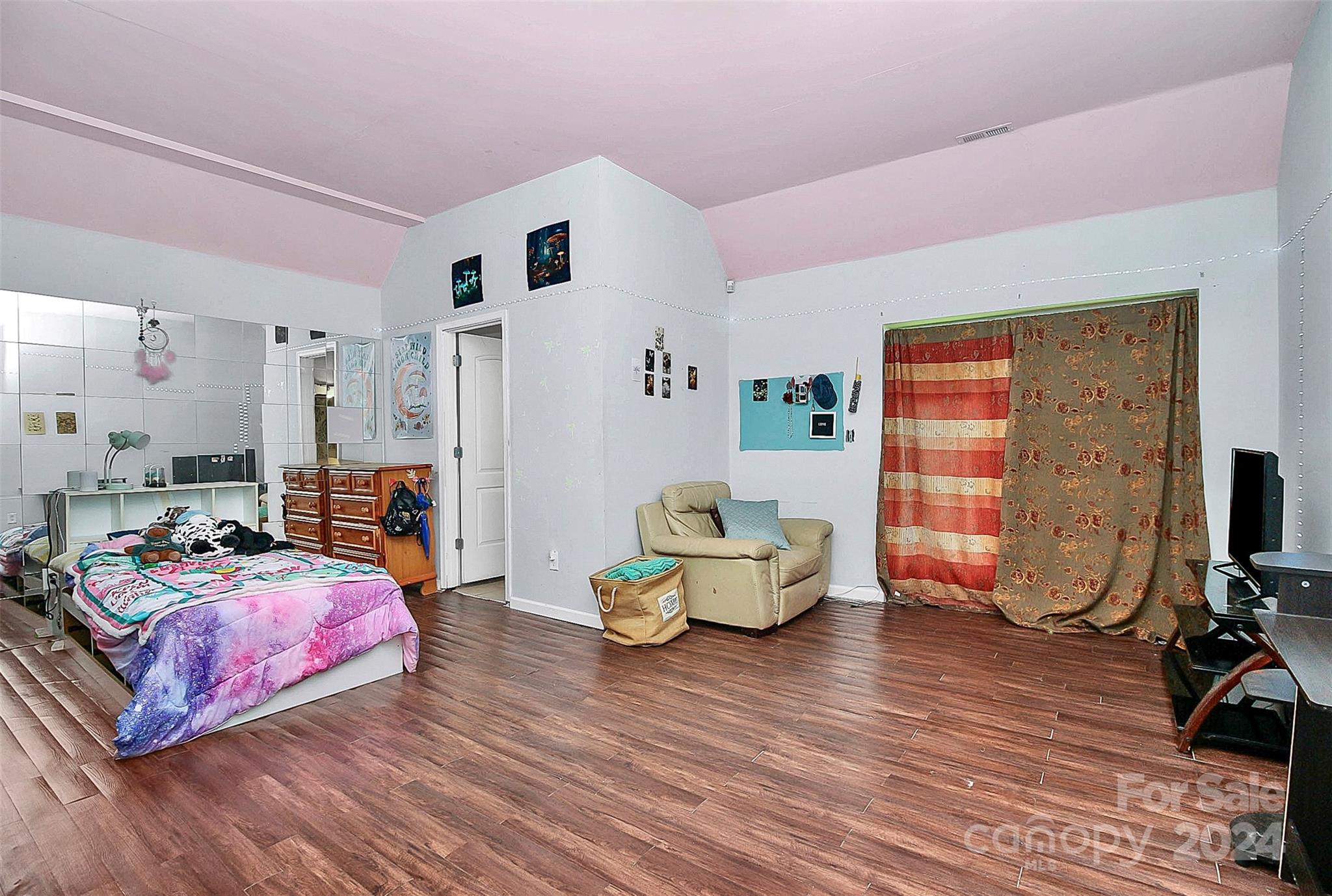 401 General As Johnston Street