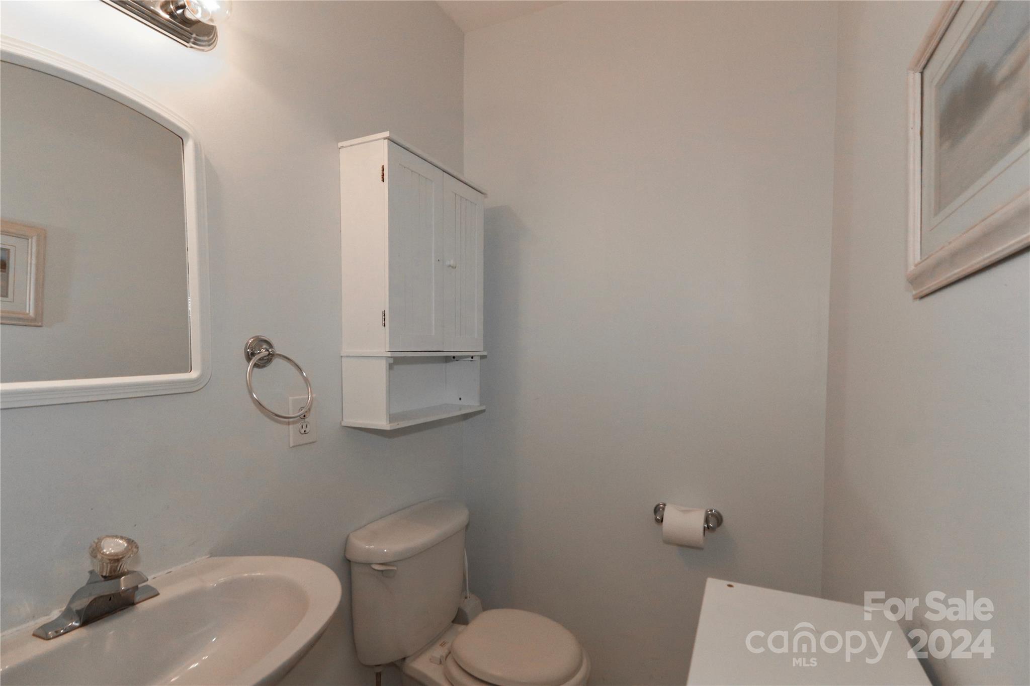 4915 Crownvista Drive