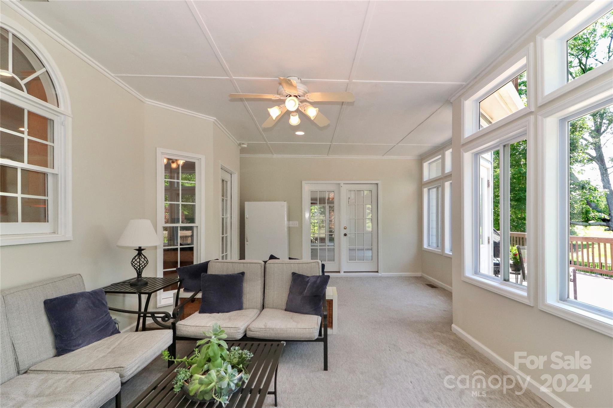 4915 Crownvista Drive