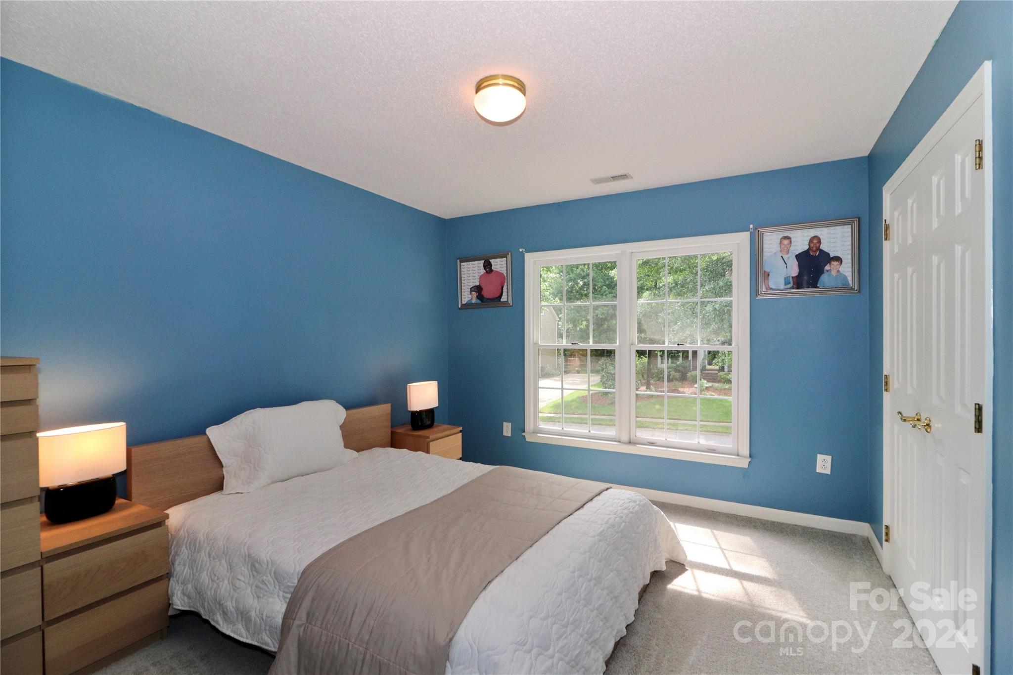 4915 Crownvista Drive