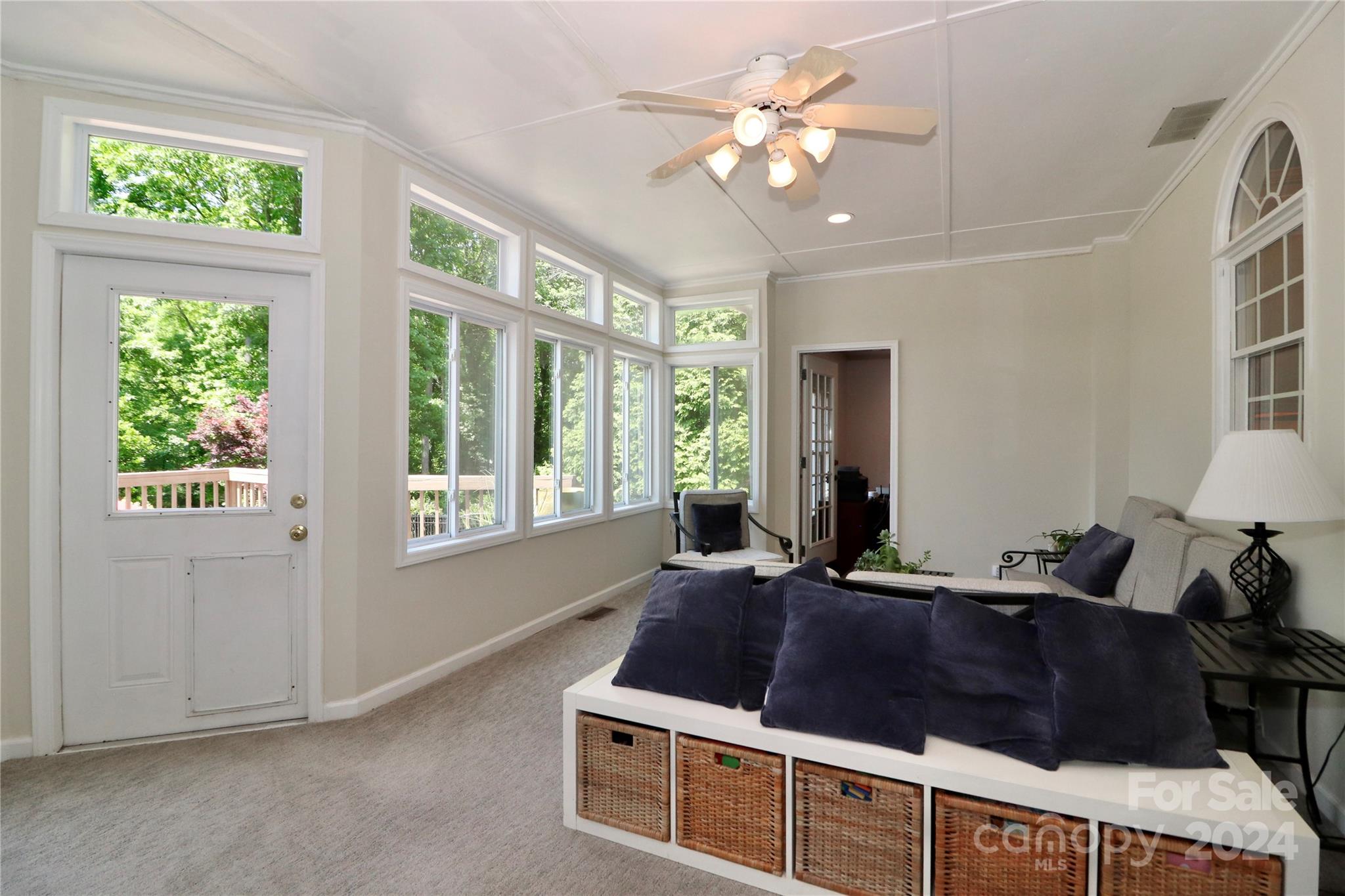 4915 Crownvista Drive