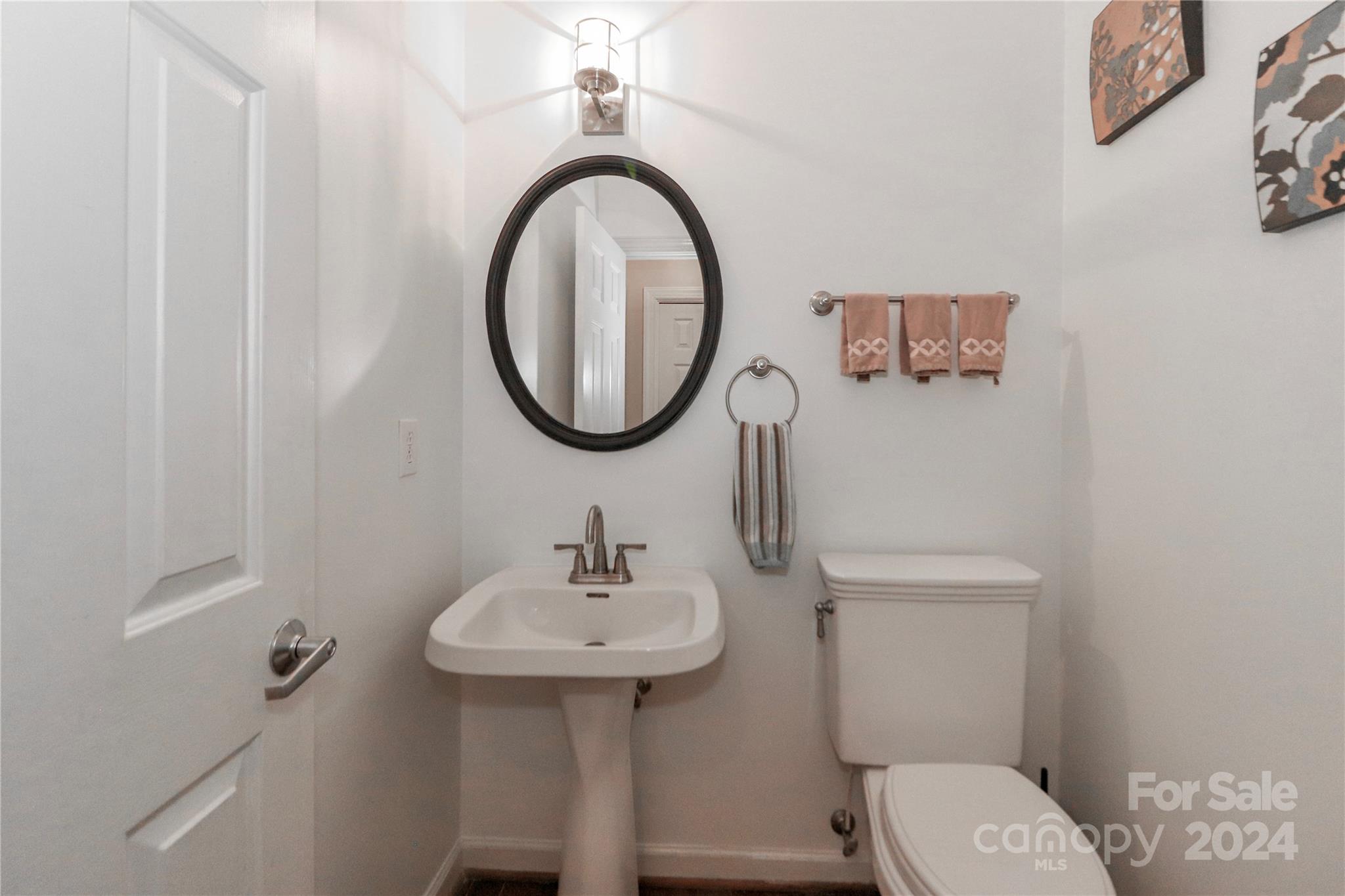 4915 Crownvista Drive