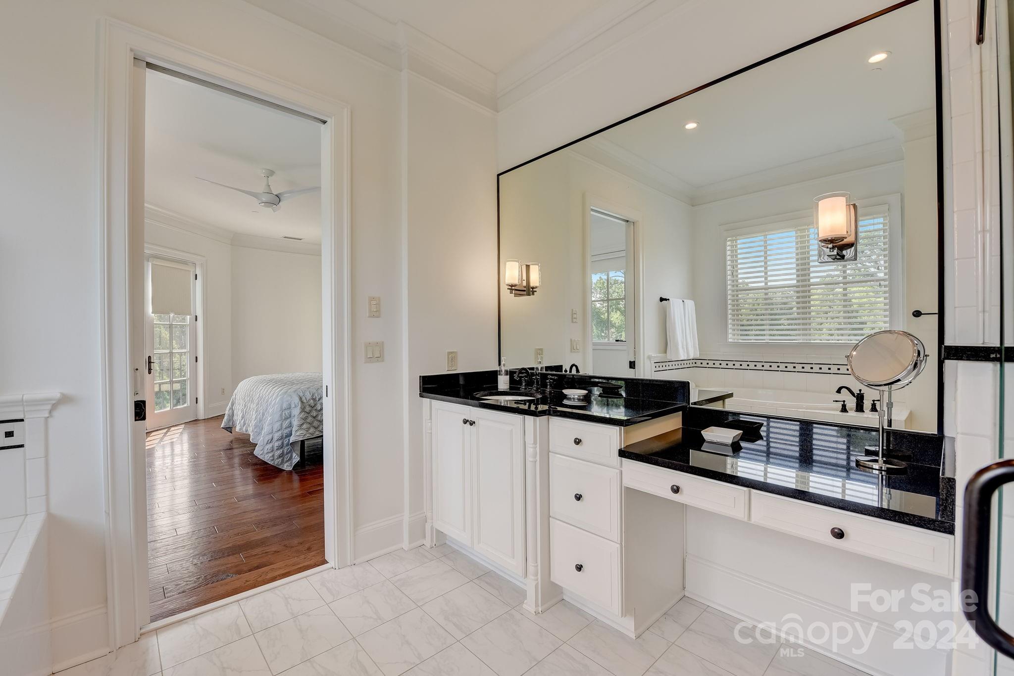 2823 Providence Road Unit: 338