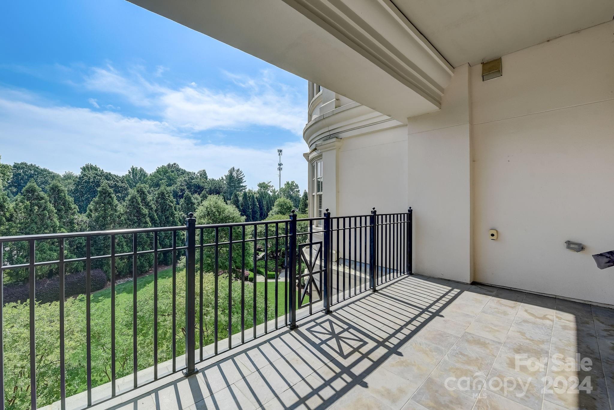 2823 Providence Road Unit: 338