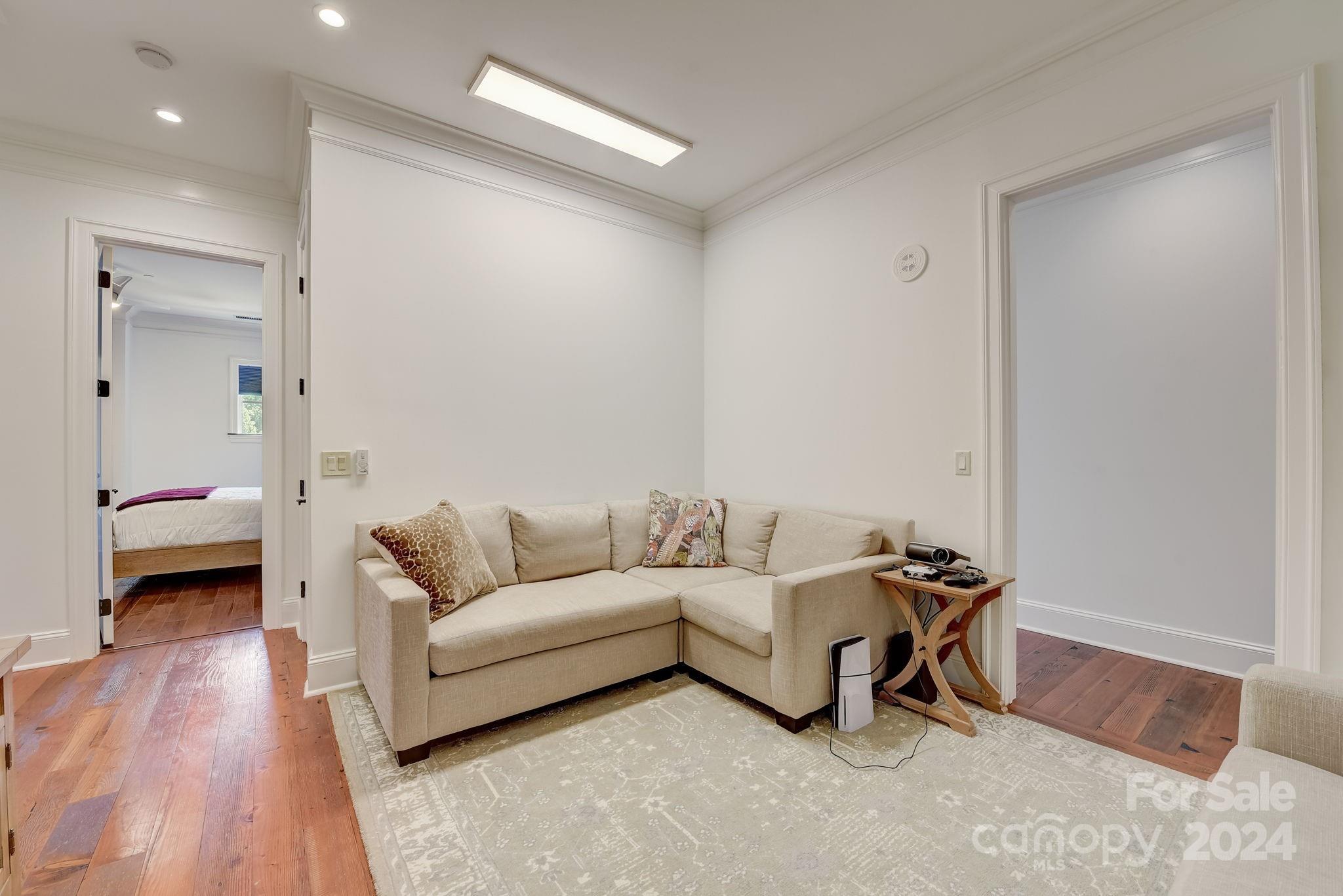 2823 Providence Road Unit: 338