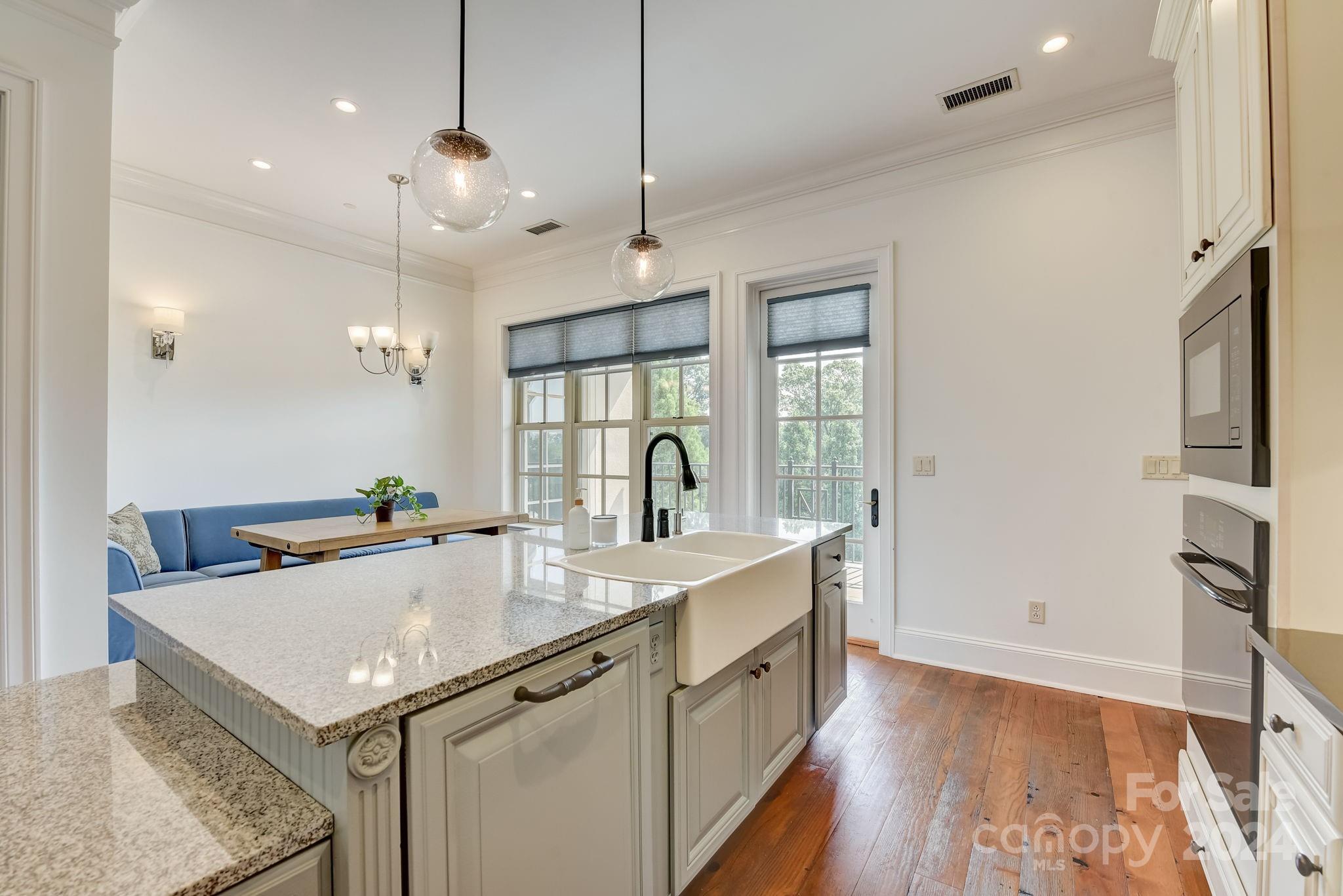 2823 Providence Road Unit: 338