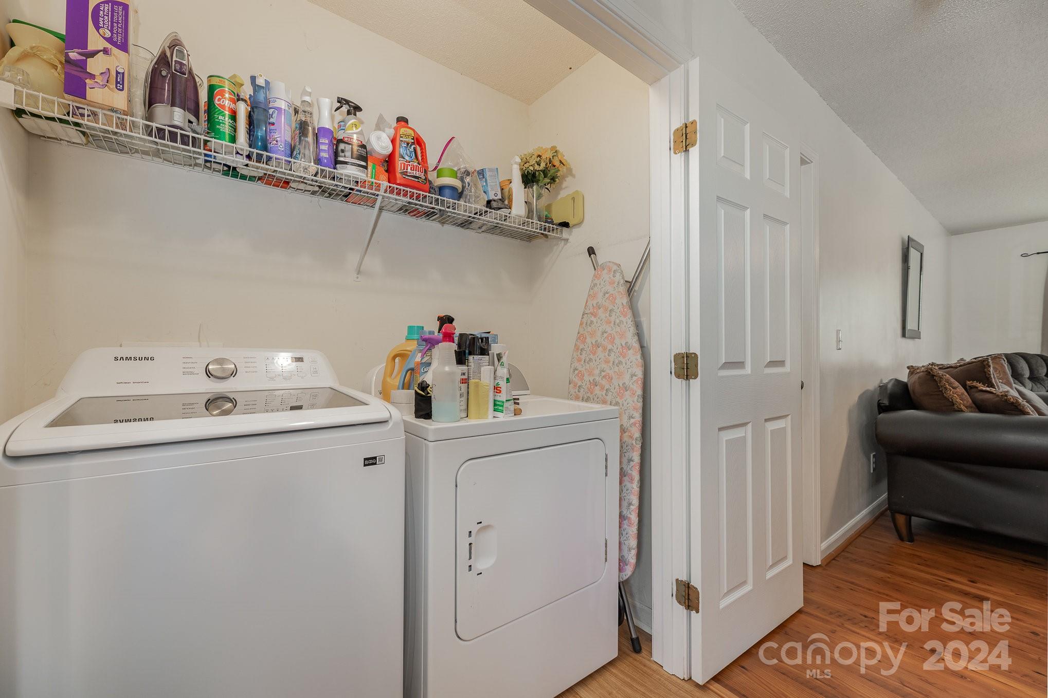 904 2nd Street