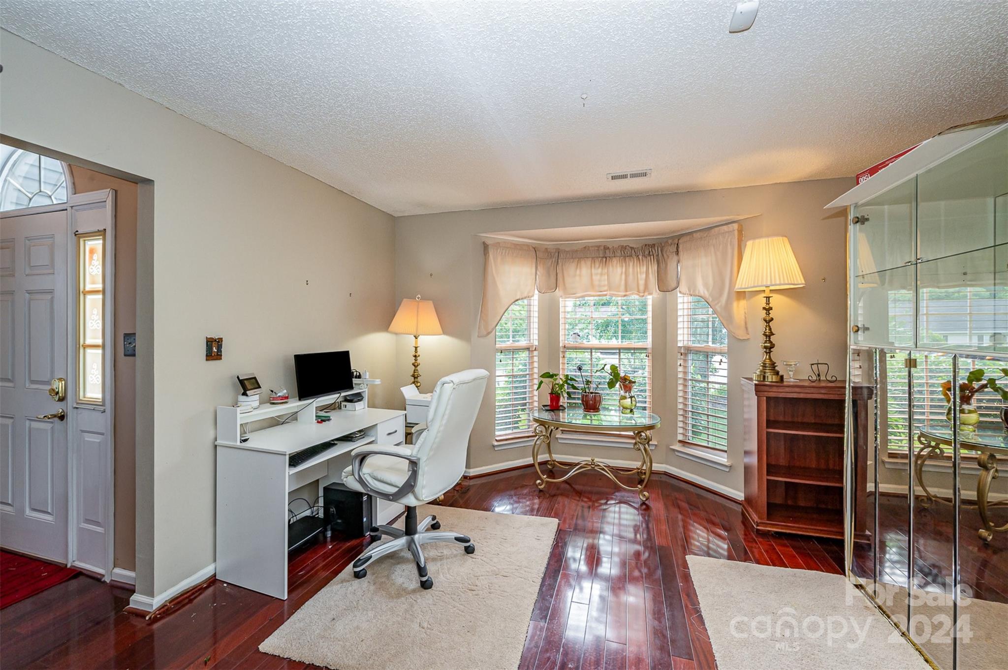 6421 Goldenblush Circle