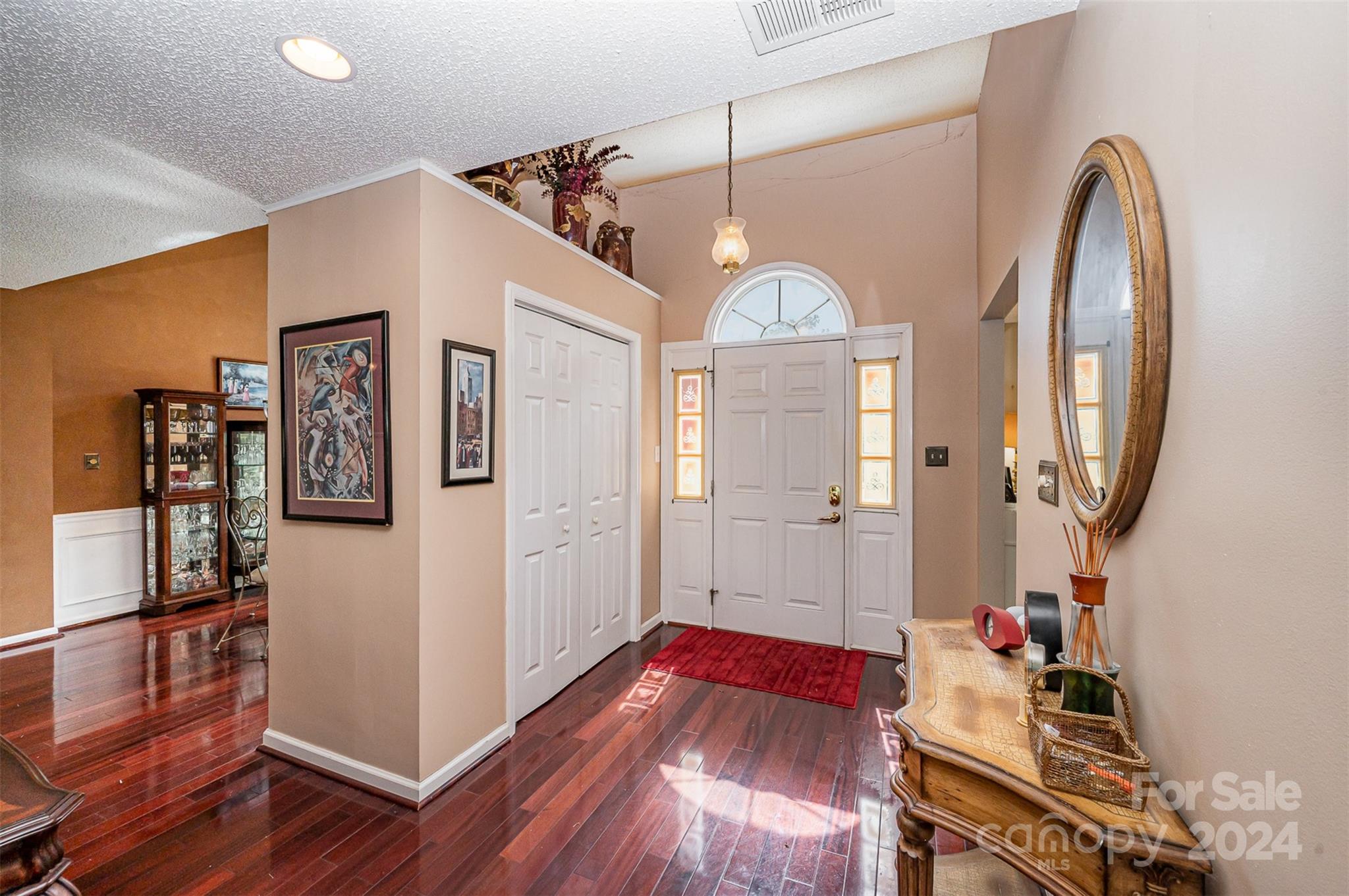 6421 Goldenblush Circle