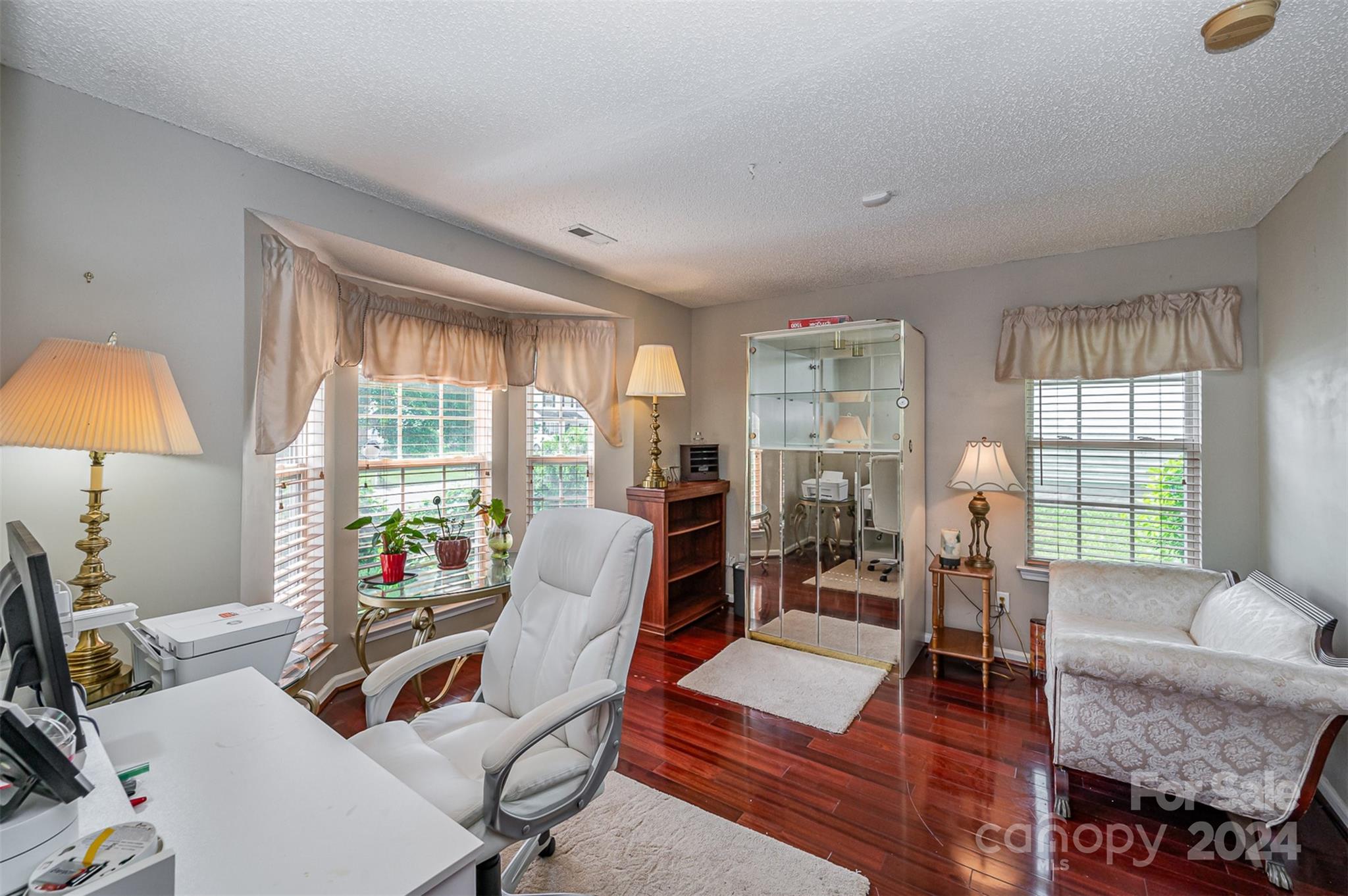 6421 Goldenblush Circle