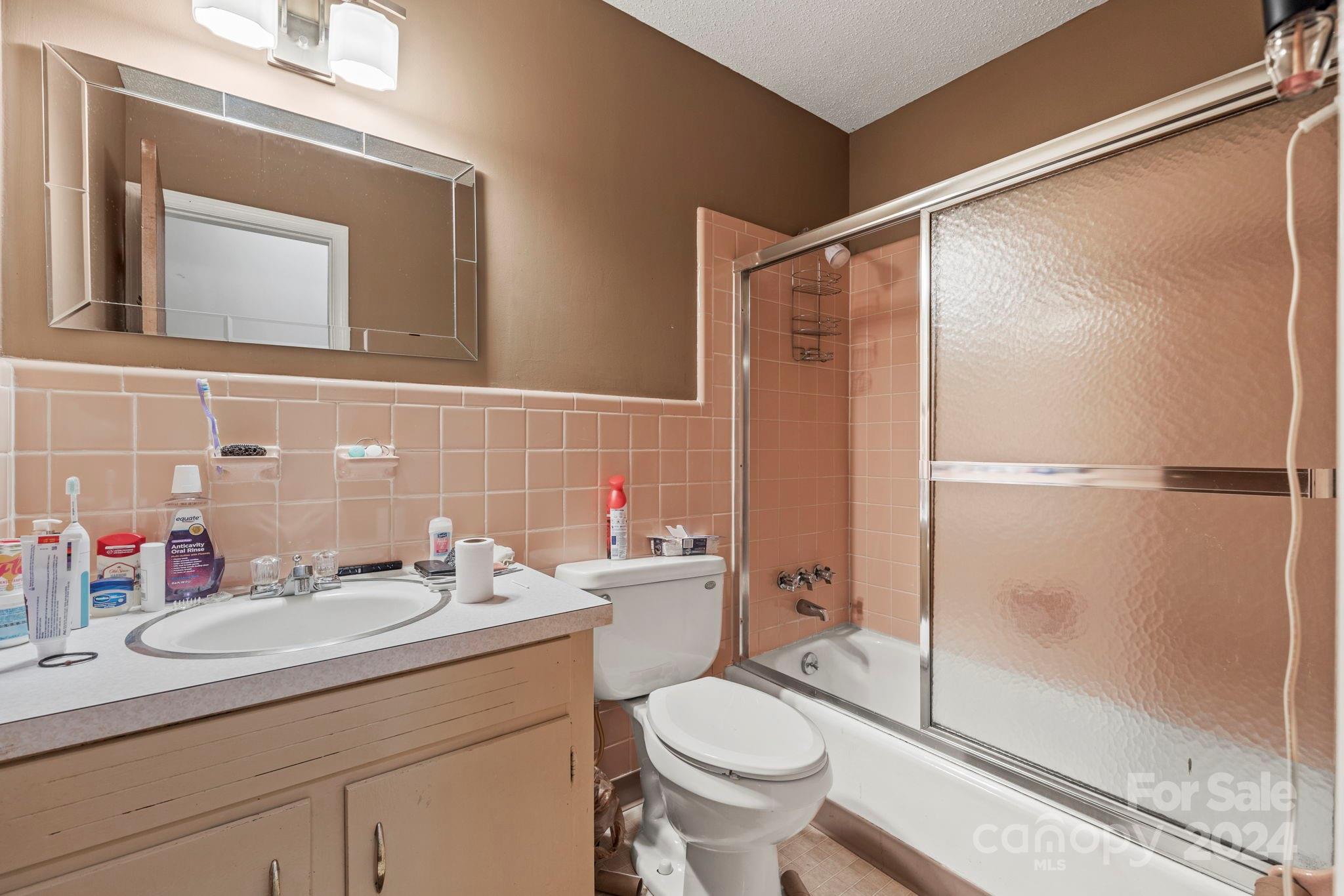 325 Club View Lane