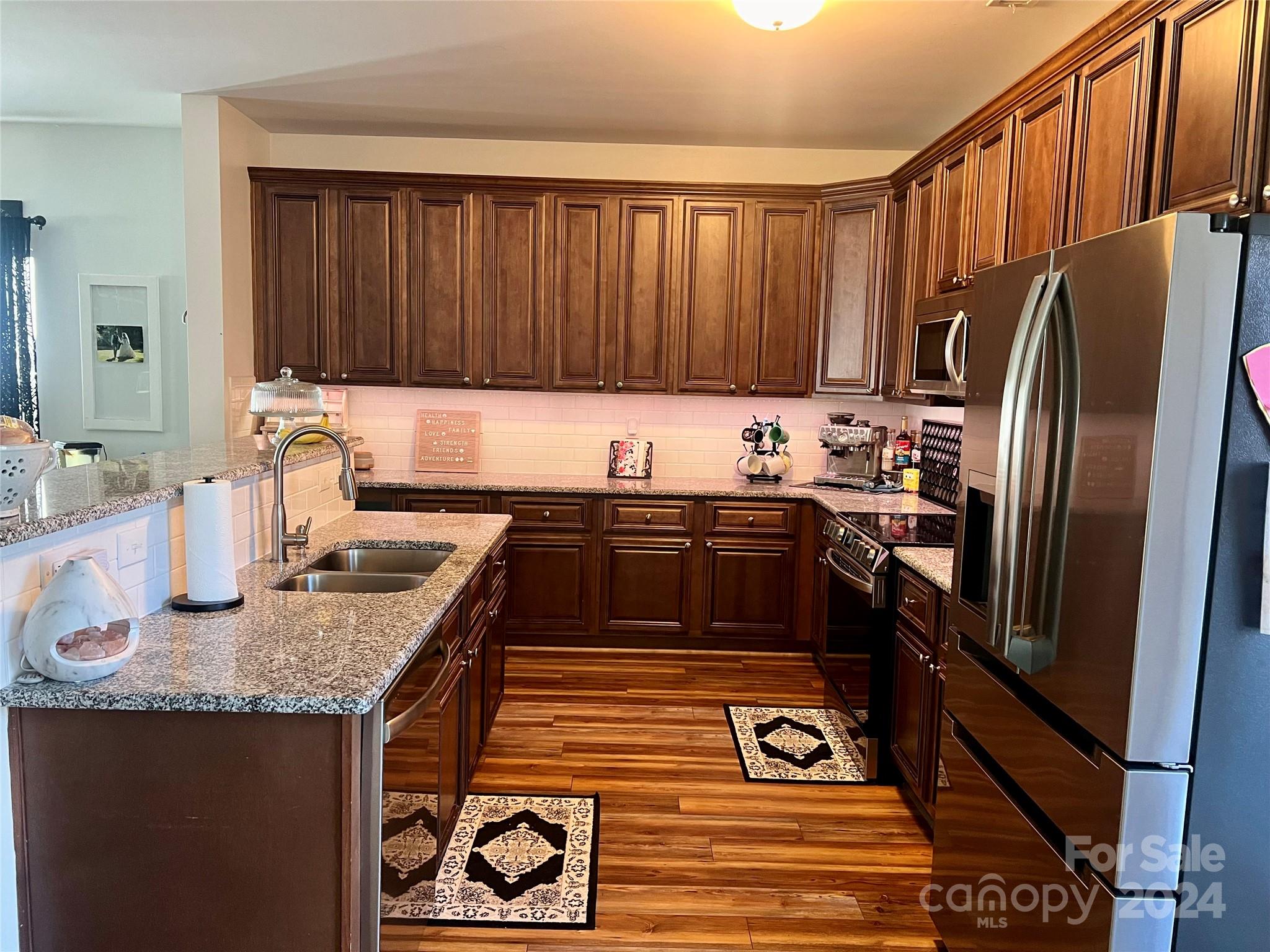 204 English Oak Lane