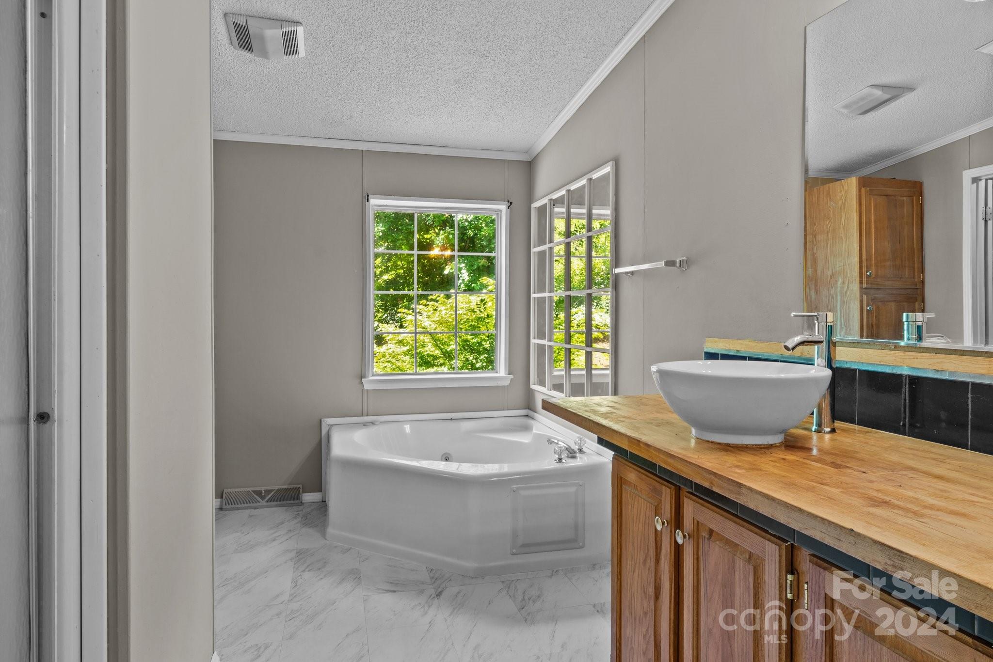 403 Golden Breeze Road