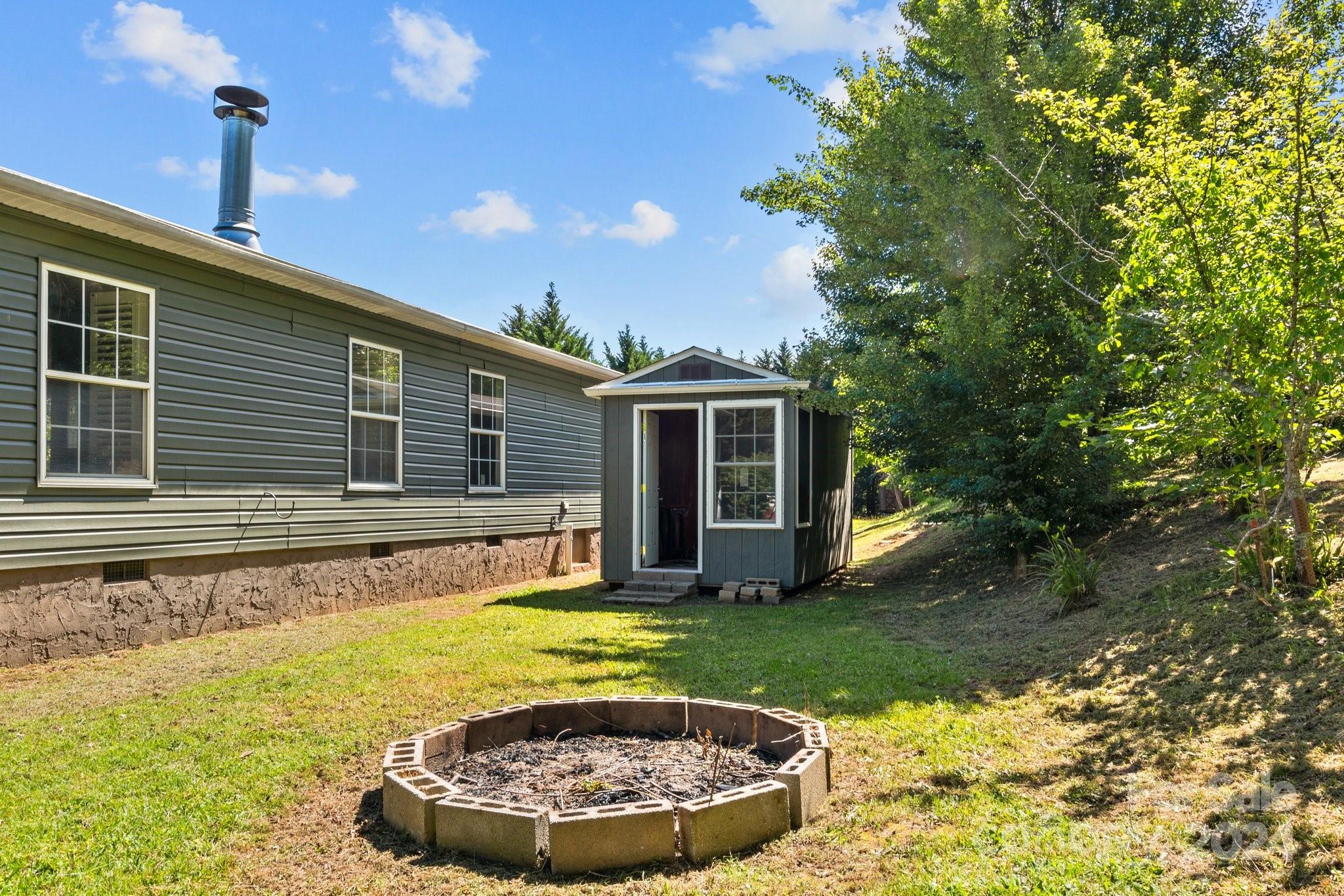 403 Golden Breeze Road