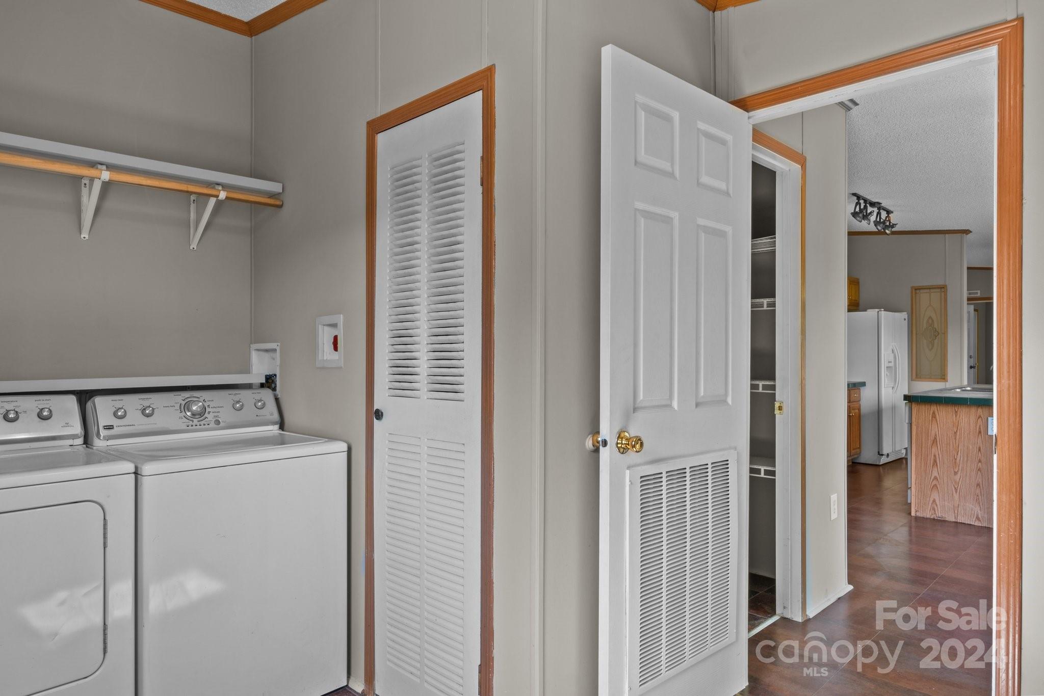 403 Golden Breeze Road