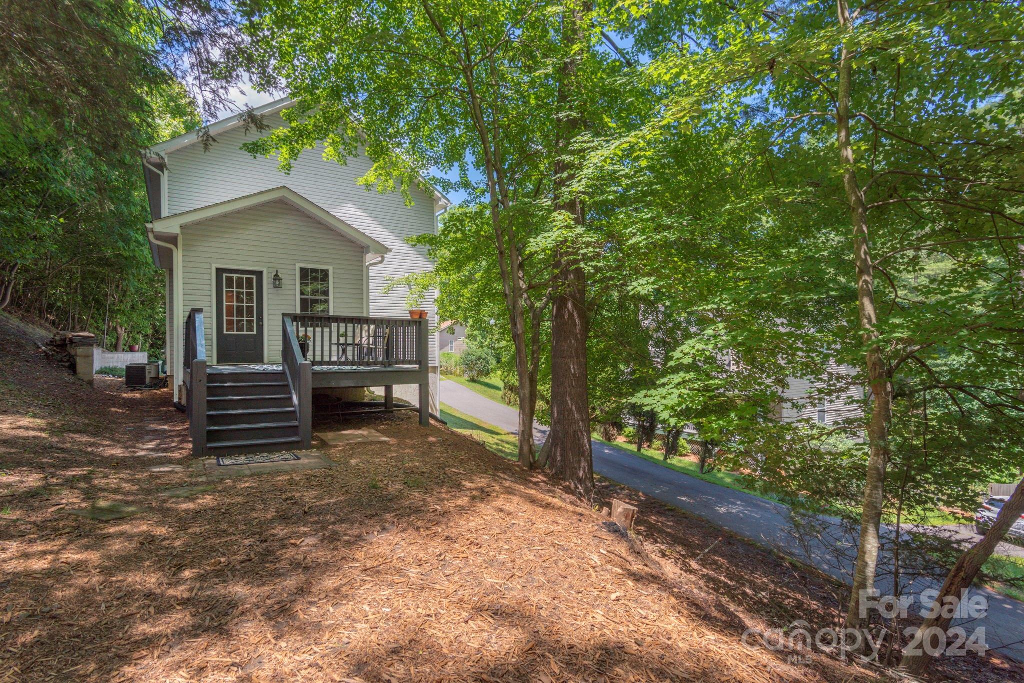 31 Grove Garden Avenue