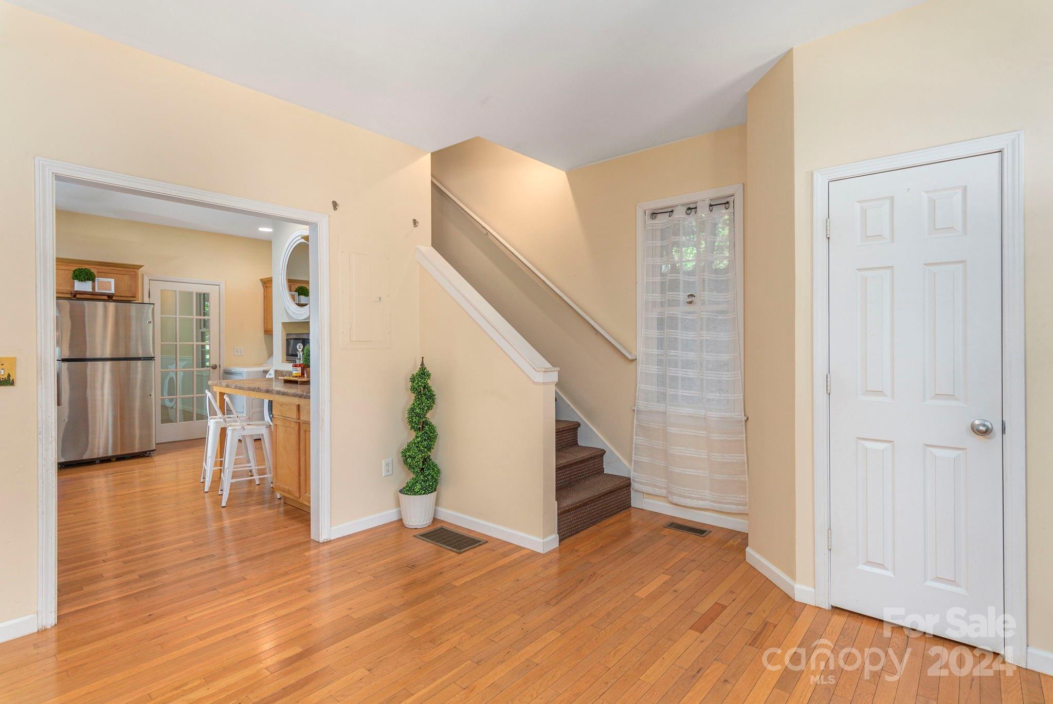 31 Grove Garden Avenue