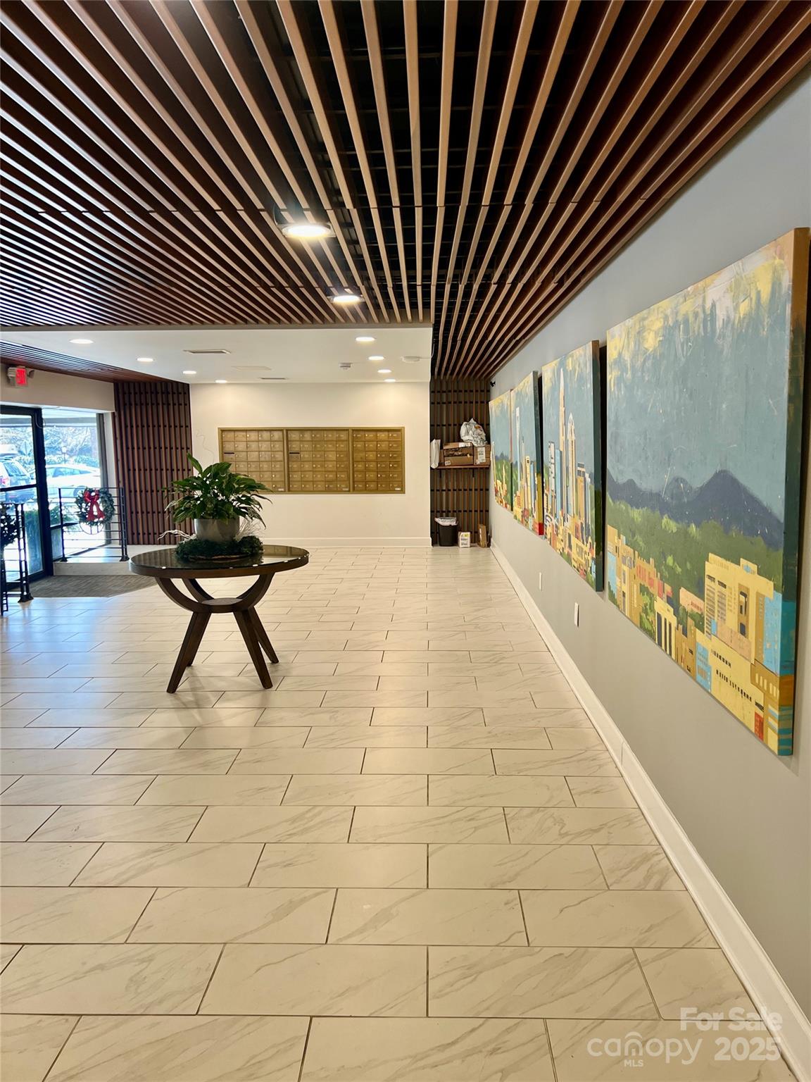 1323 Queens Road Unit: 212