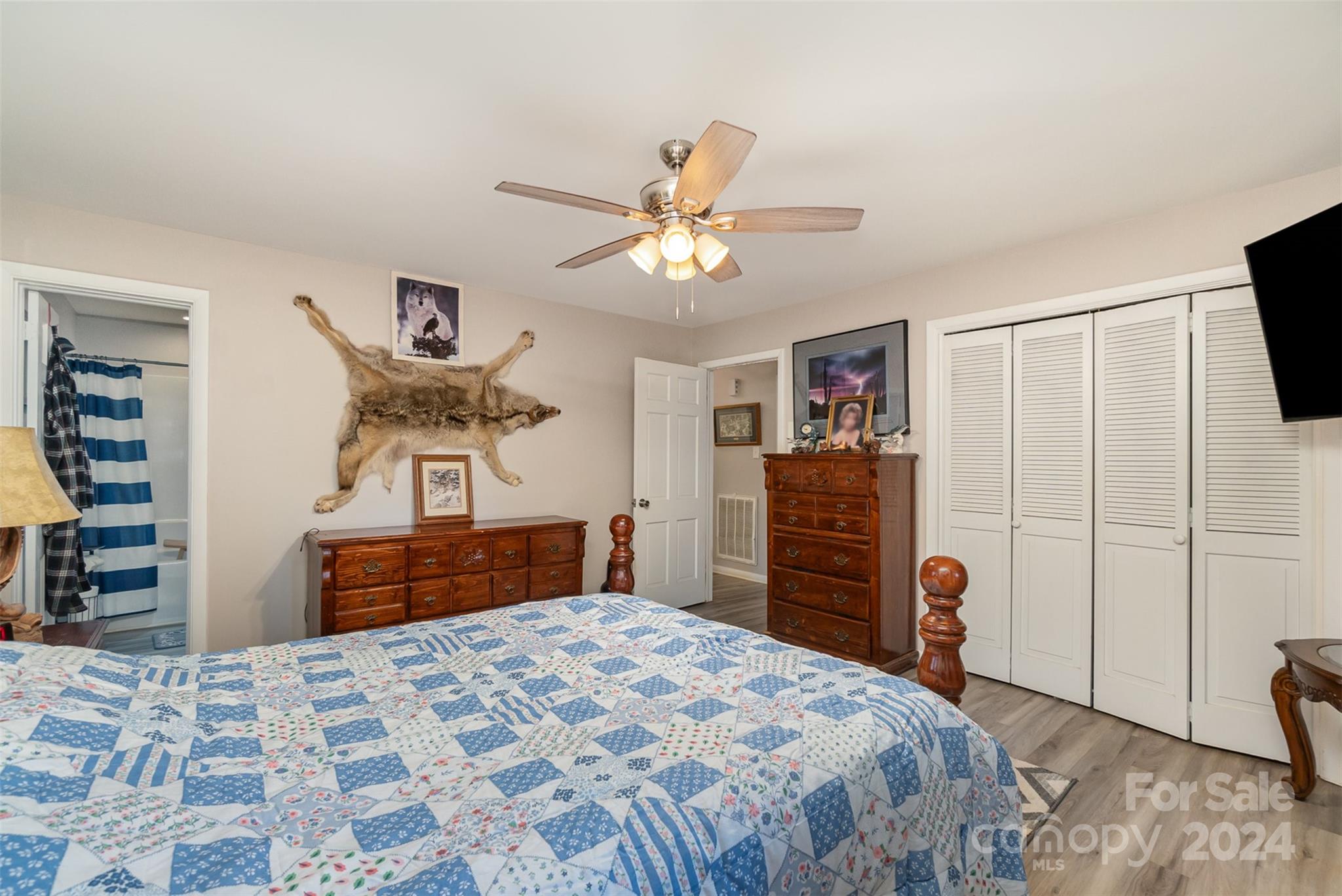 107 N 10th Avenue