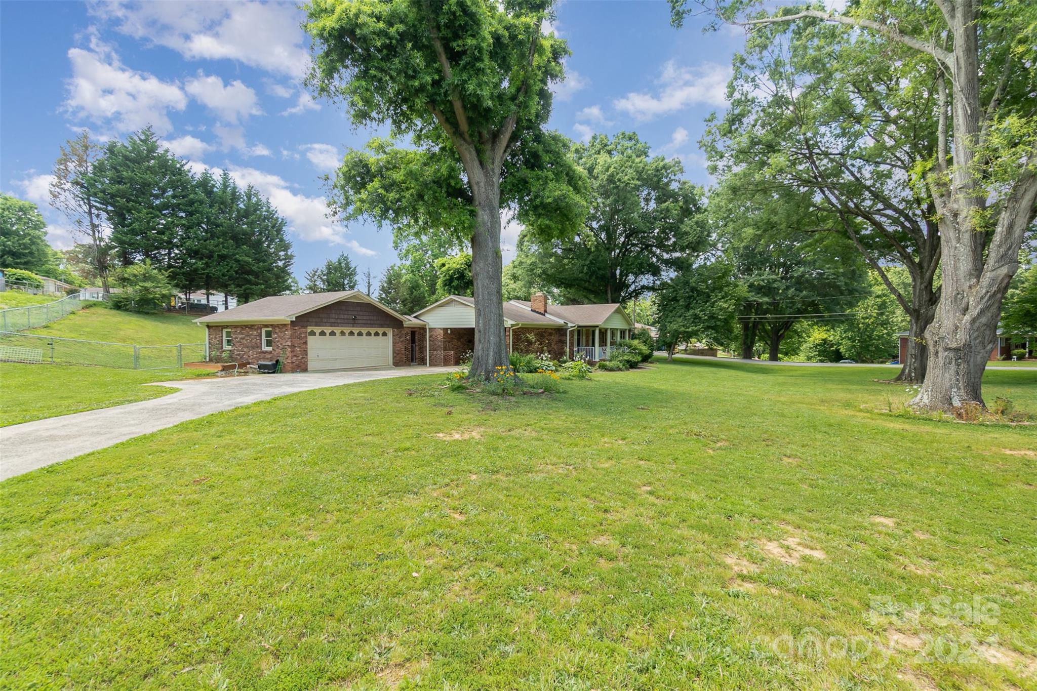 107 N 10th Avenue