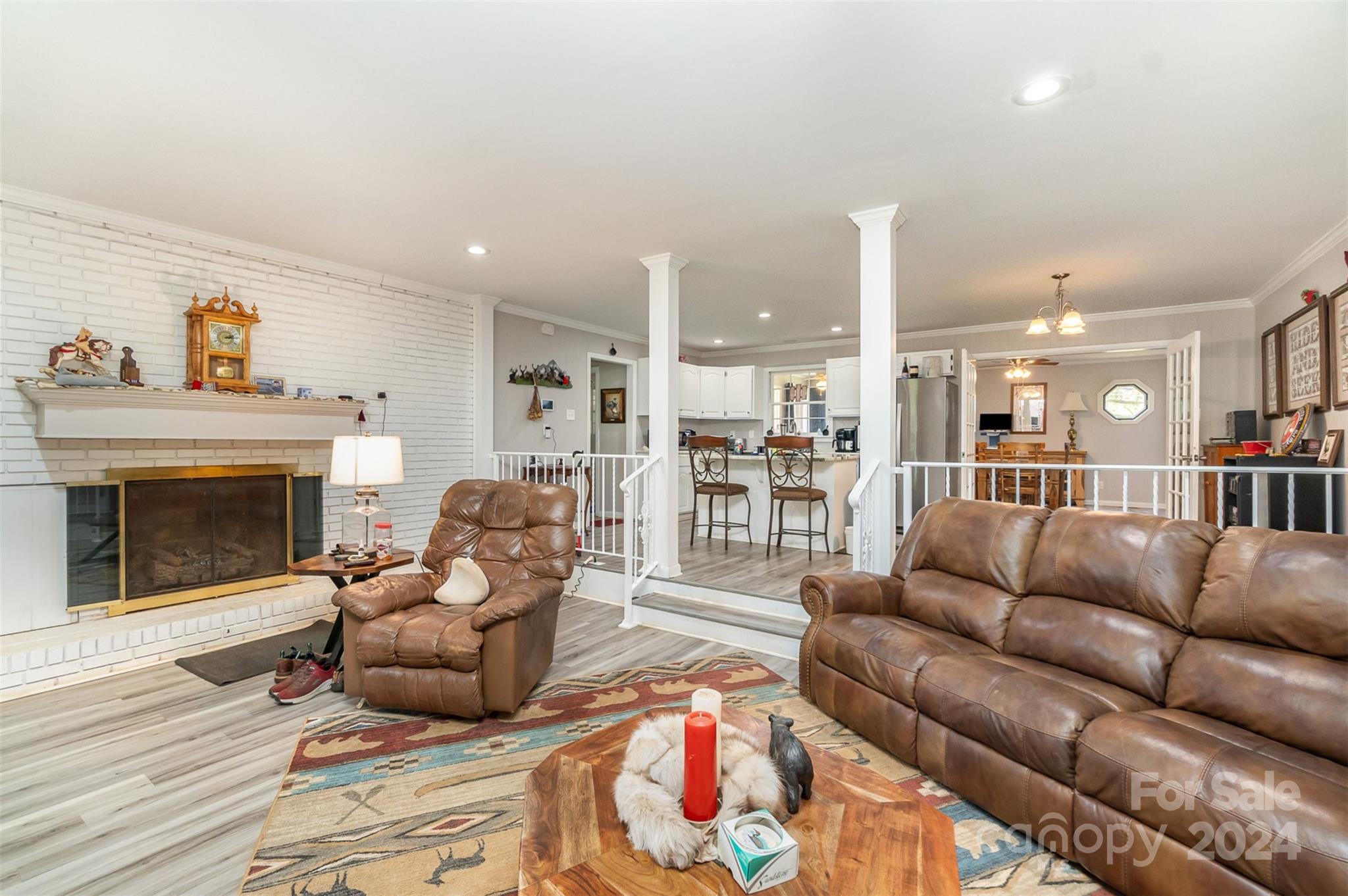 107 N 10th Avenue