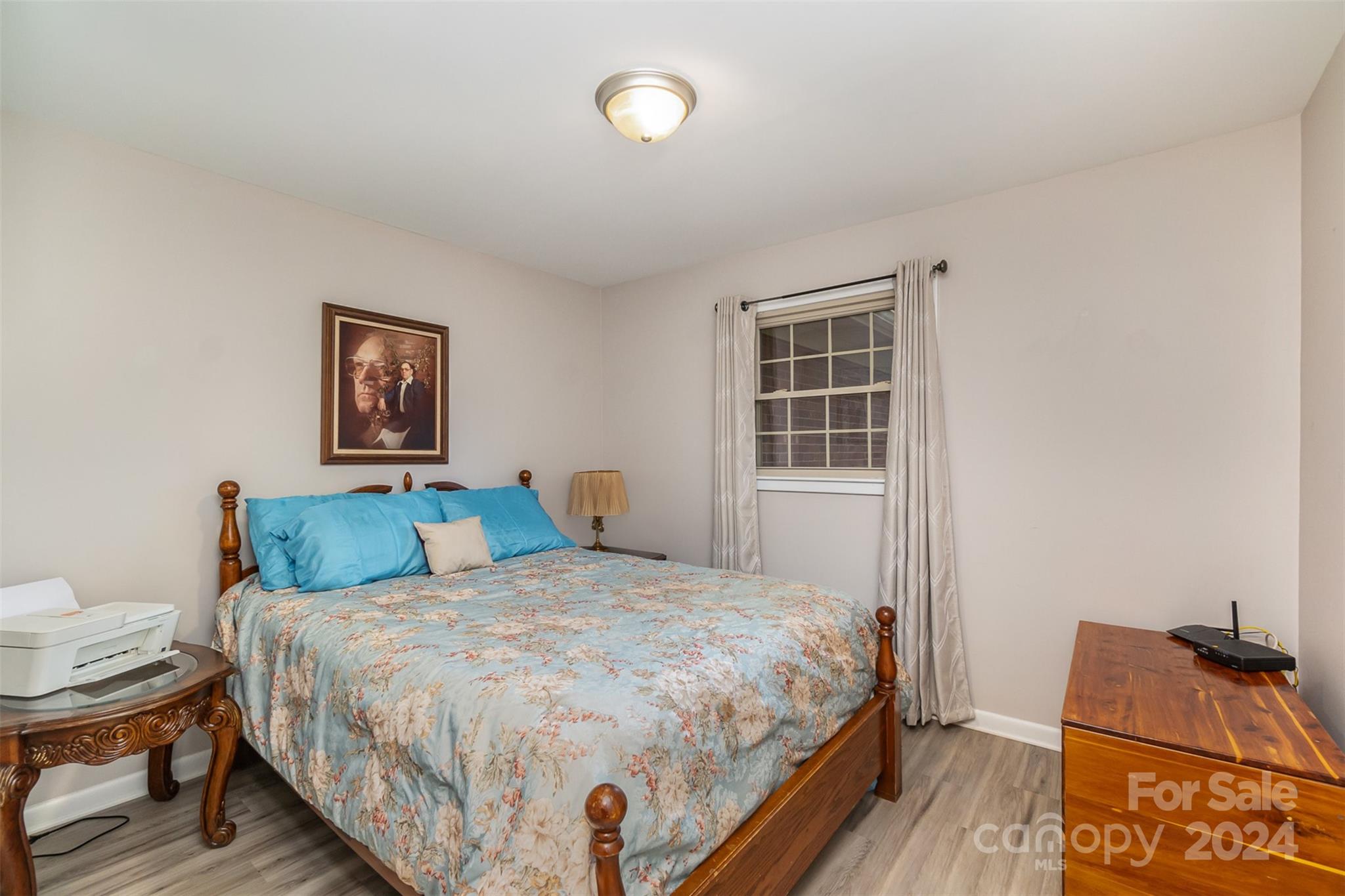 107 N 10th Avenue