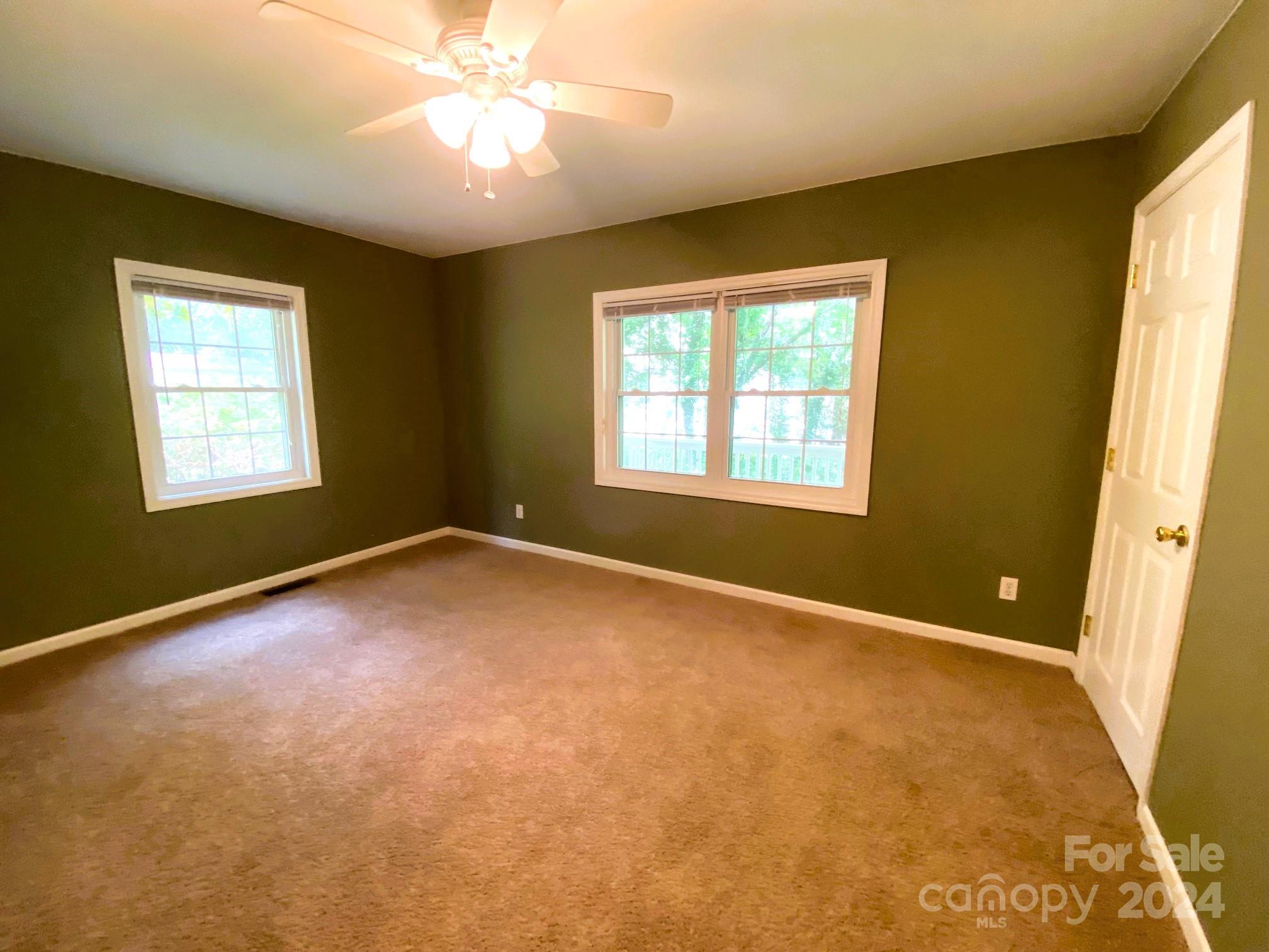 68 N Springs Drive