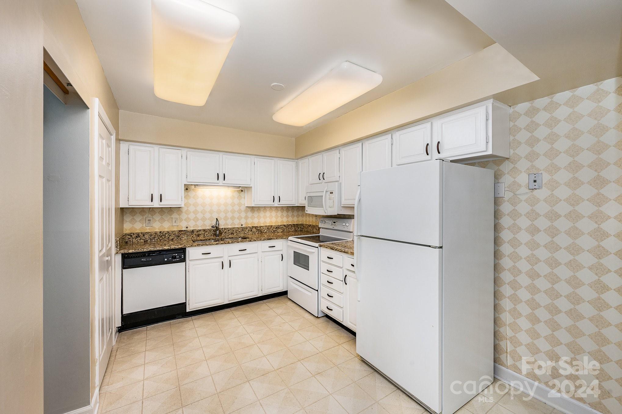 8309 Meadow Lakes Drive