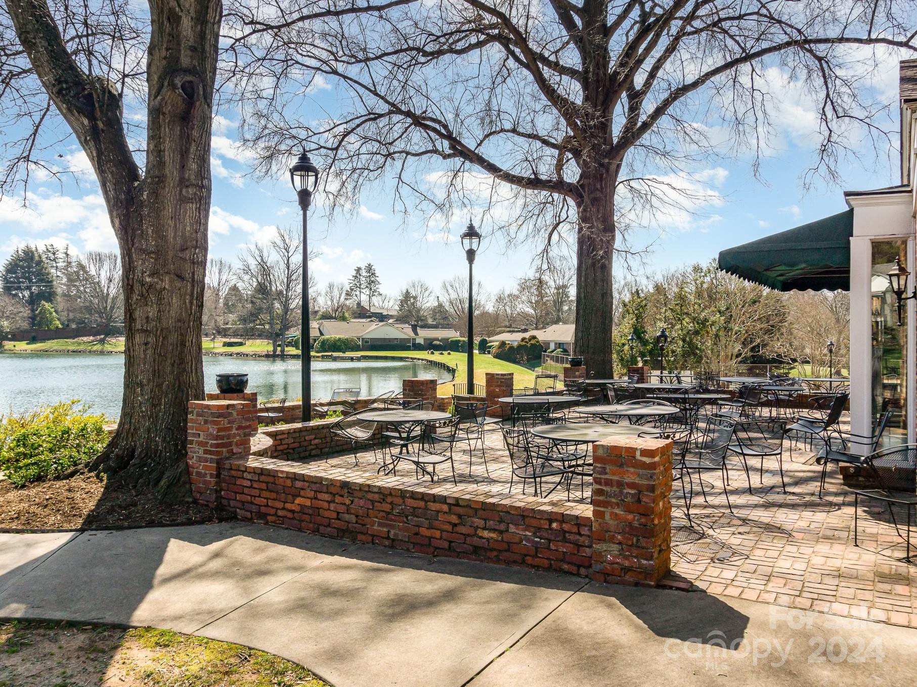 8309 Meadow Lakes Drive