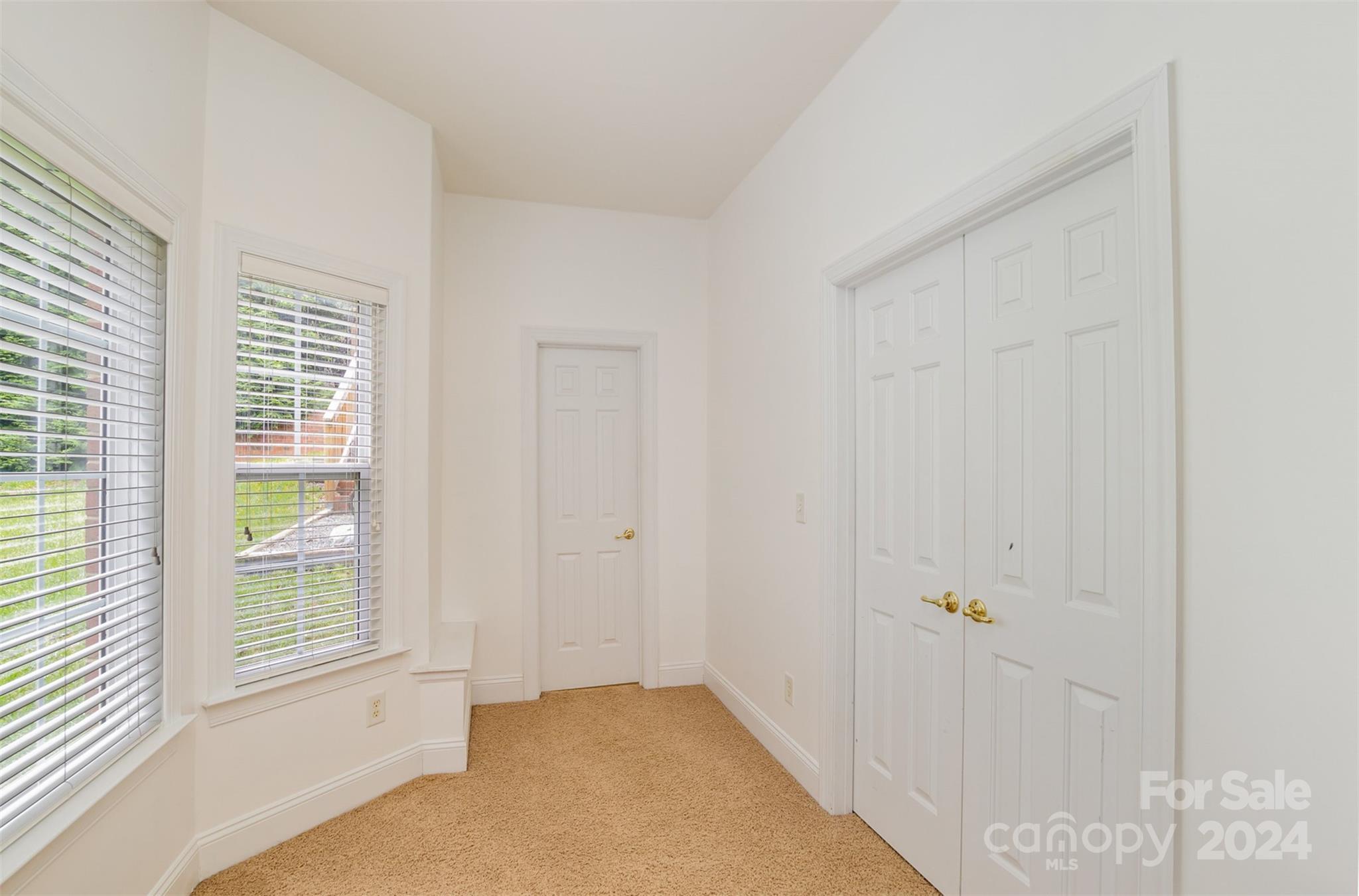 1013 Potters Bluff Road