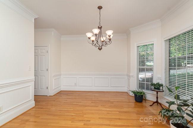 1013 Potters Bluff Road