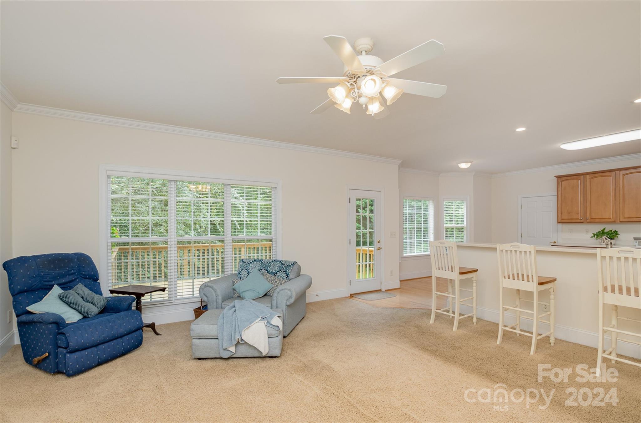 1013 Potters Bluff Road
