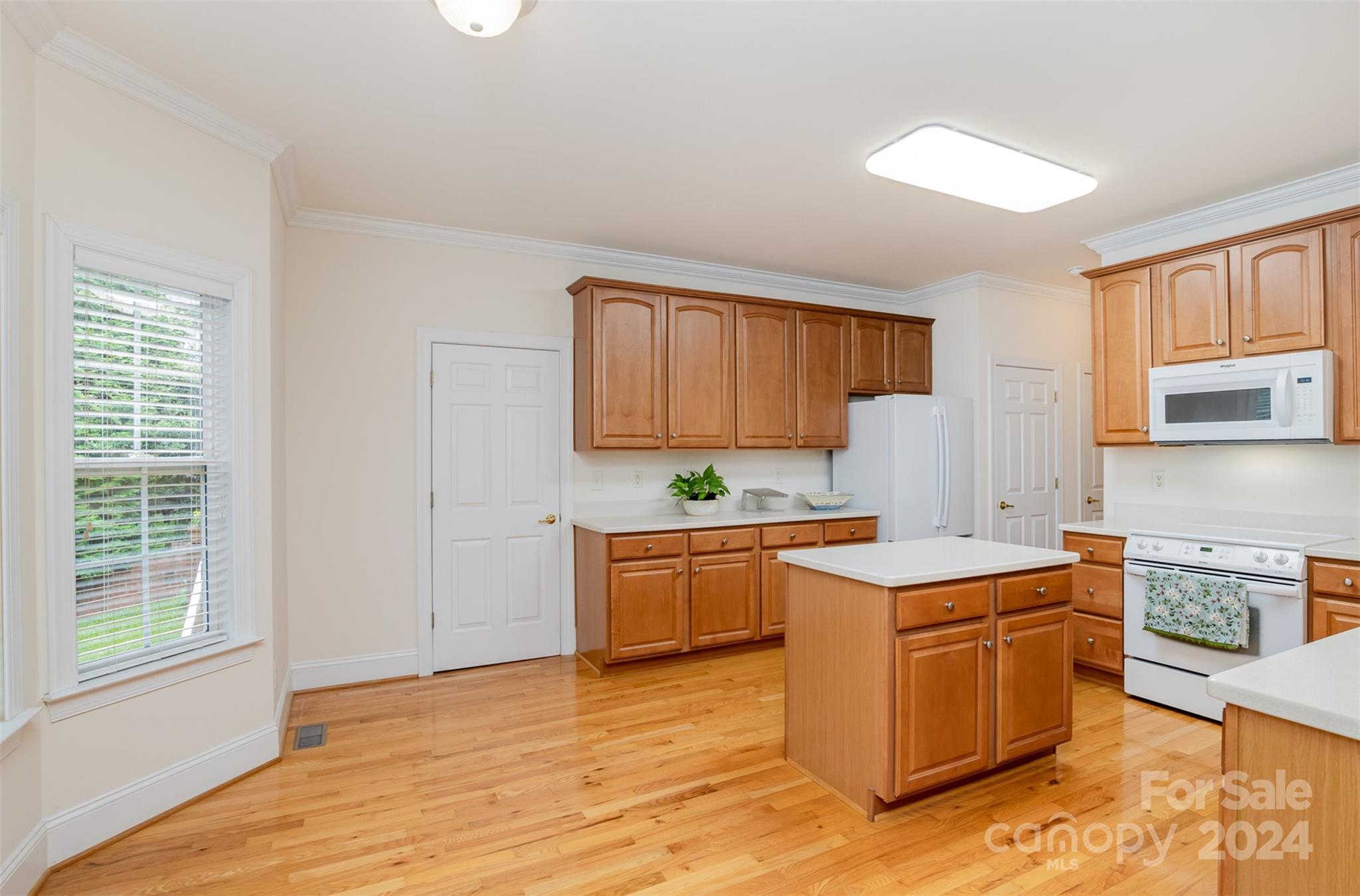 1013 Potters Bluff Road