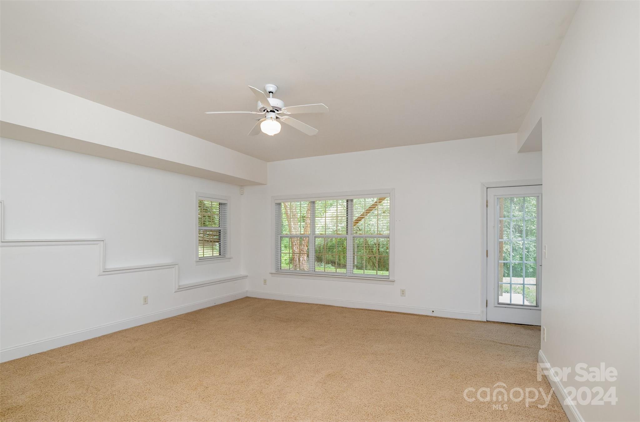 1013 Potters Bluff Road